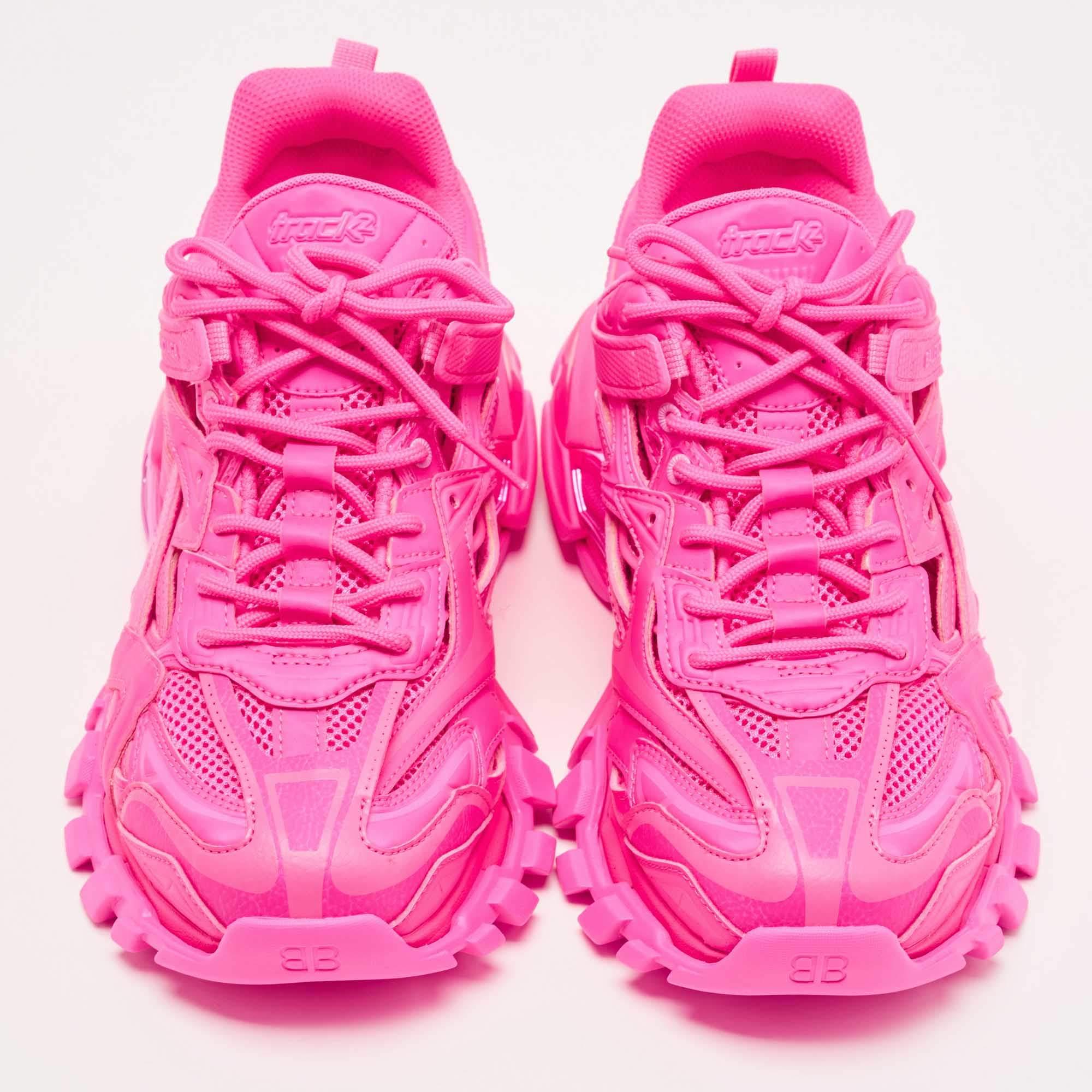 Balenciaga Pink Mesh and Leather Track Sneakers  In New Condition In Dubai, Al Qouz 2