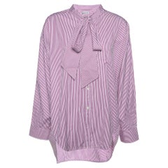 Balenciaga Rosa/Weiß gestreiftes Hemd aus Baumwolle mit Logodruck in Übergröße S