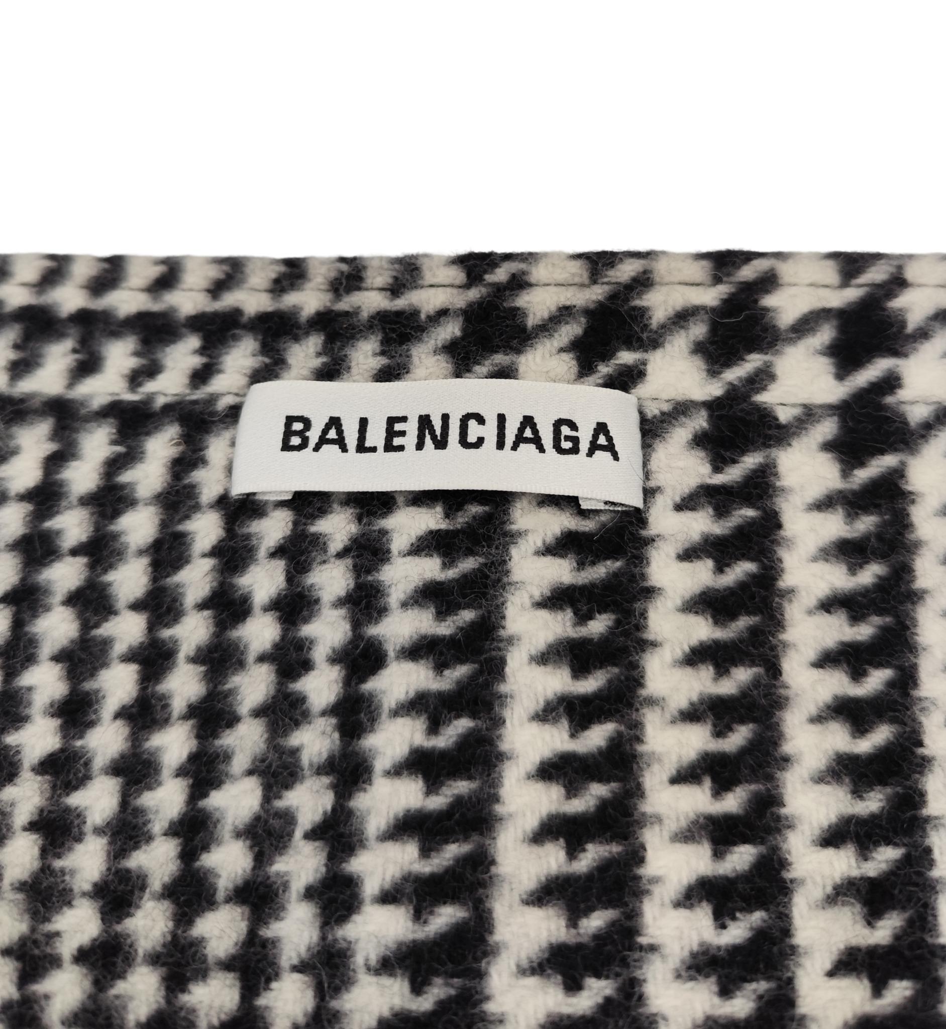 Balenciaga pre-fall 2018 tartan fringed skirt For Sale 5