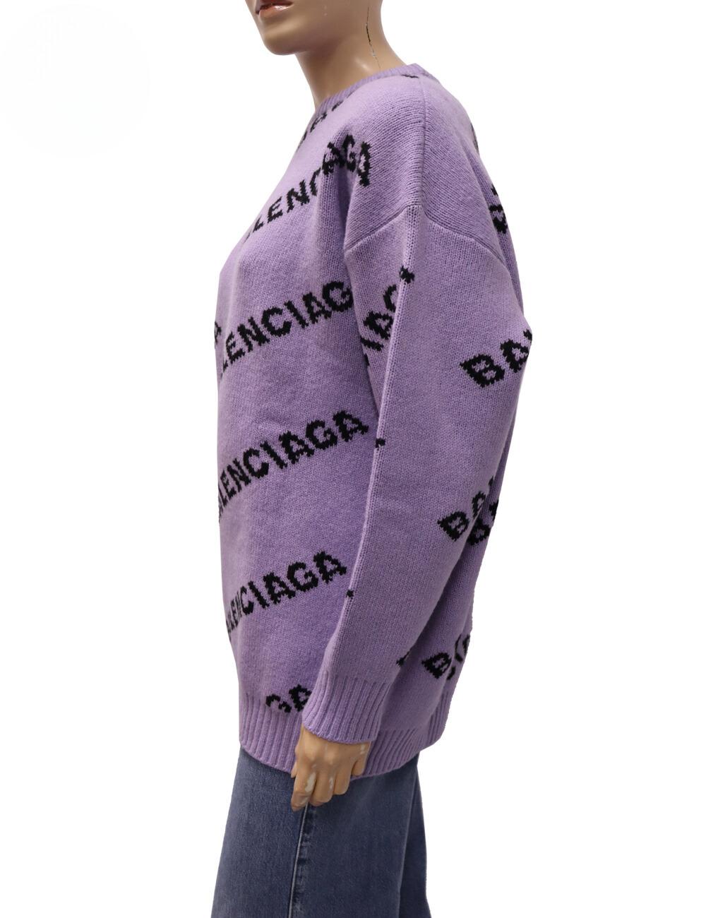 Balenciaga Printed All Over Logo Sweater Size Small In Good Condition For Sale In Amman, JO