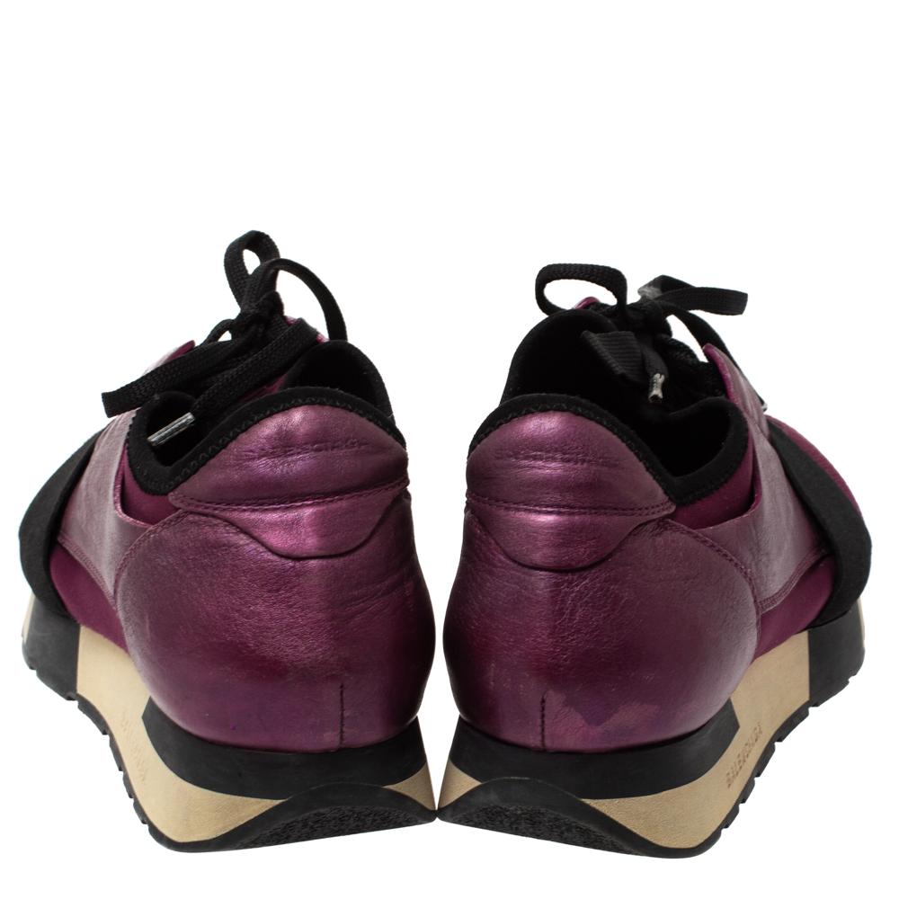 Noir Balenciaga - Baskets de course en cuir et néoprène violet/noir, taille 39 en vente
