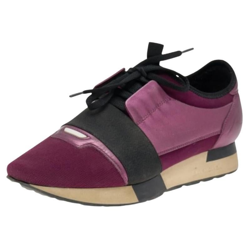 Balenciaga Laufsteg-Turnschuhe aus Neopren und Leder in Violett/Schwarz, Größe 39