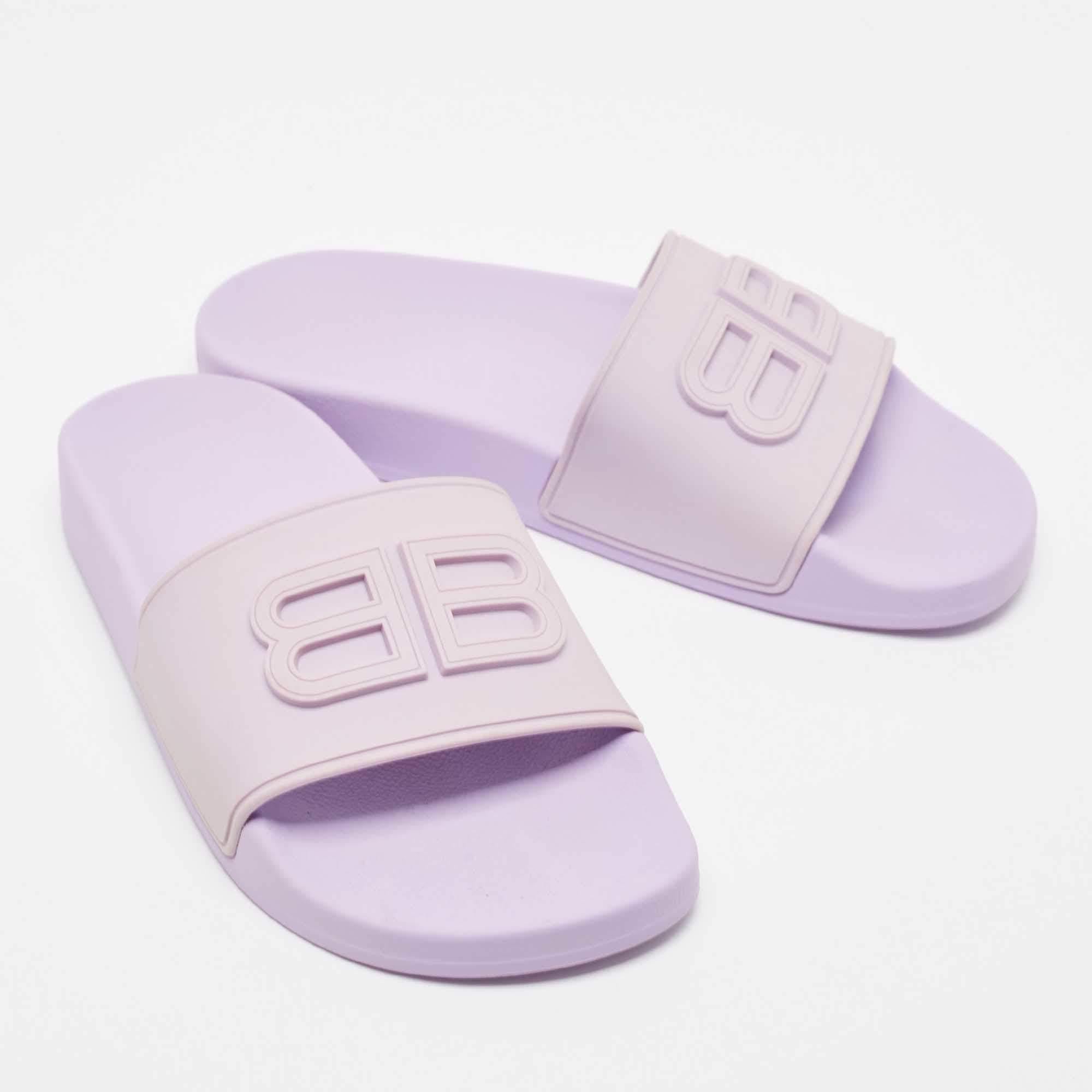 Women's Balenciaga Purple Rubber BB Pool Slides Size 37 For Sale