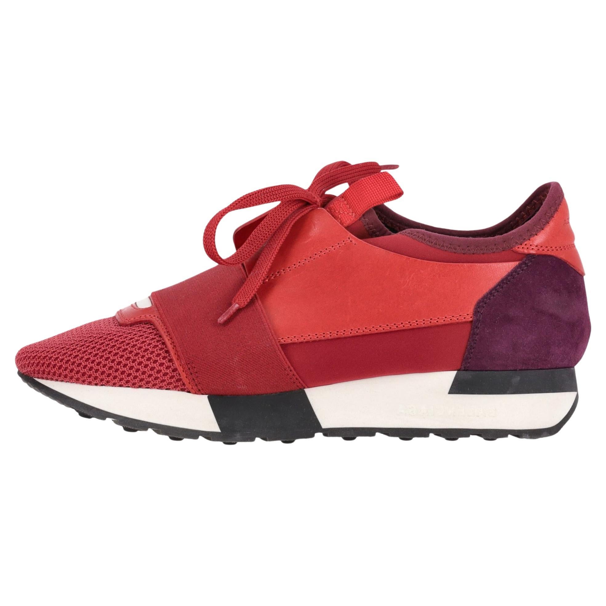 Zapatillas de piel y ante Balenciaga Race Runner en venta