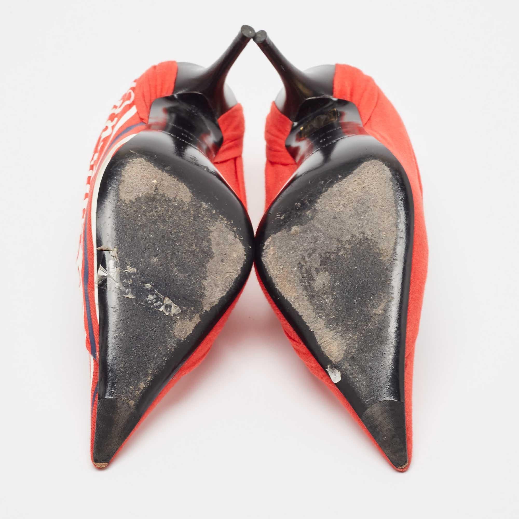 Balenciaga Pumps in pelle e tessuto con logo rosso/nero Taglia 40 in vendita 1