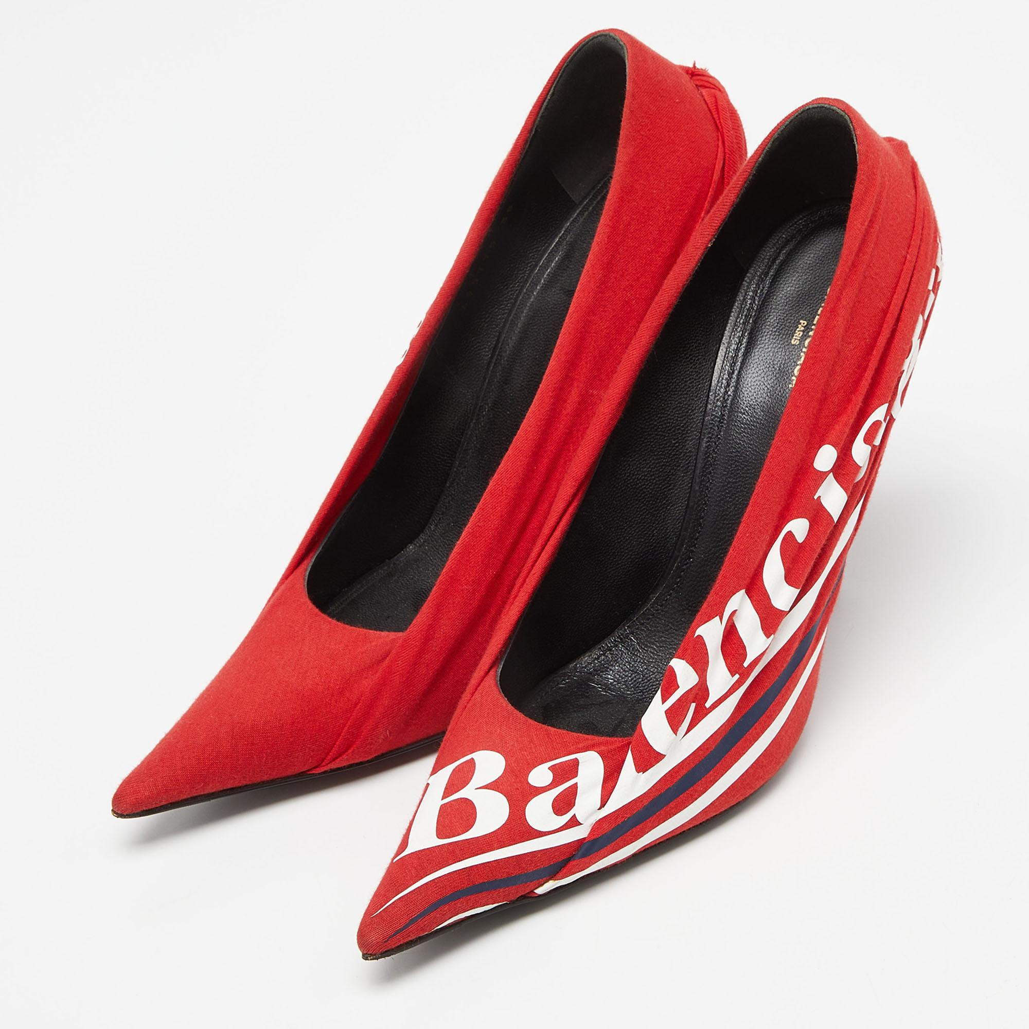 Balenciaga Red Fabric And Leather Knife Logo Pointed Toe Pumps Size 38 For Sale 2