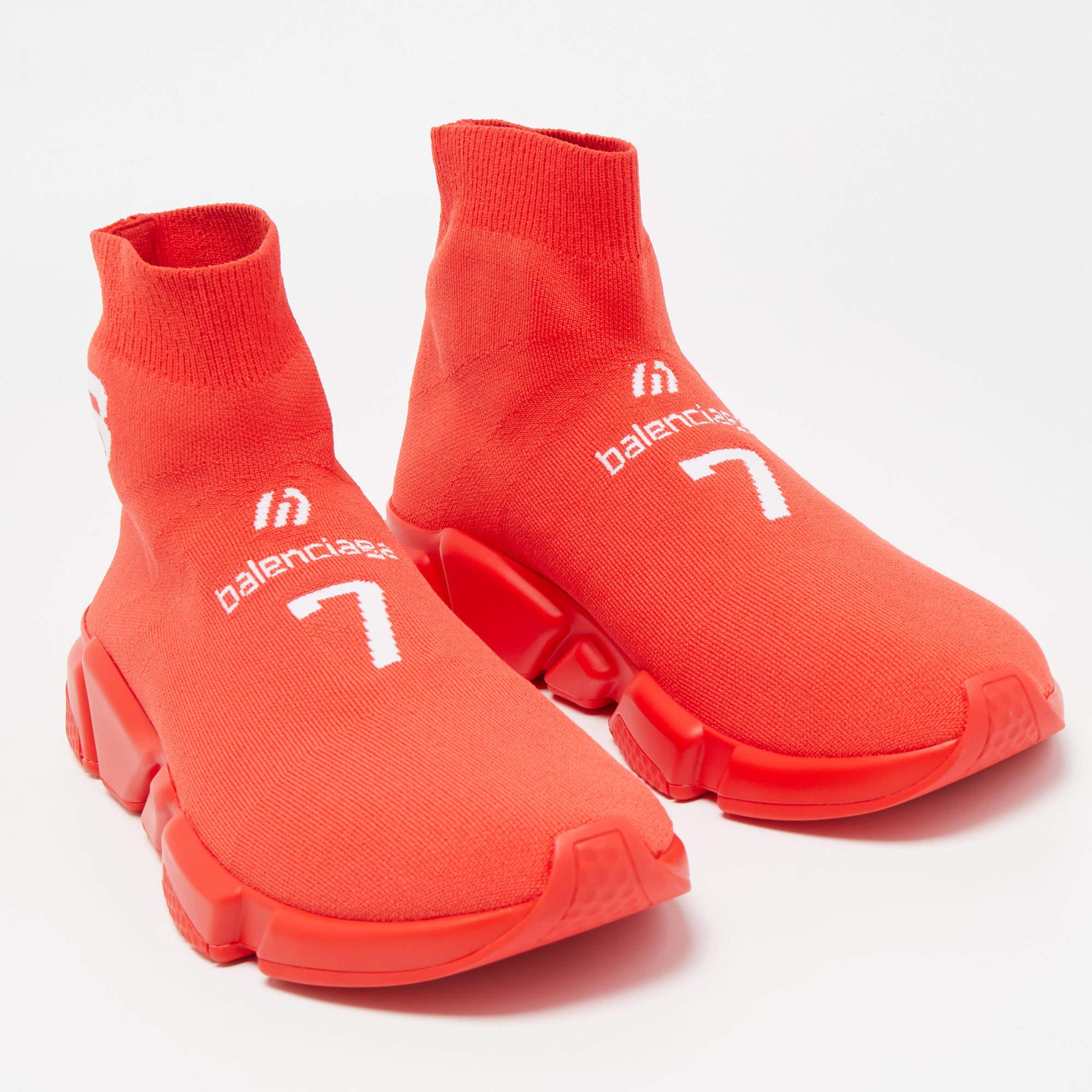 Balenciaga Red Knit Fabric Speed LT Soccer Sneakers  In New Condition In Dubai, Al Qouz 2