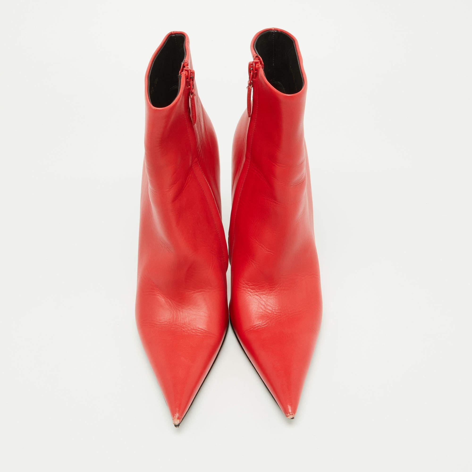 Balenciaga Red Leather Knife Ankle Booties Size 38.5 For Sale 2