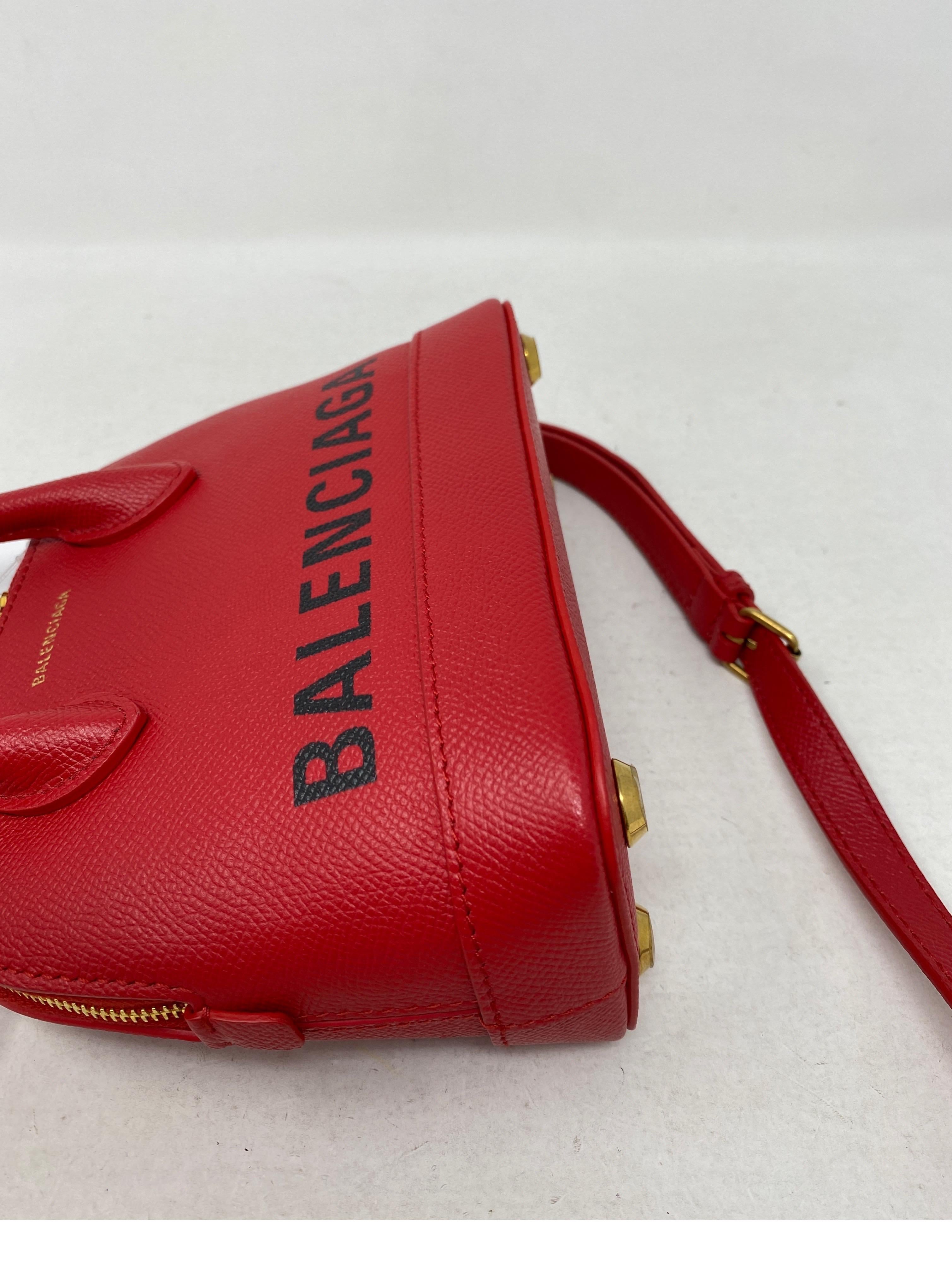 Balenciaga Rote Mini-Tasche aus Leder 3