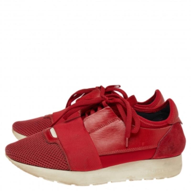 Baskets de course Balenciaga rouges en maille, cuir et daim, taille 38 2
