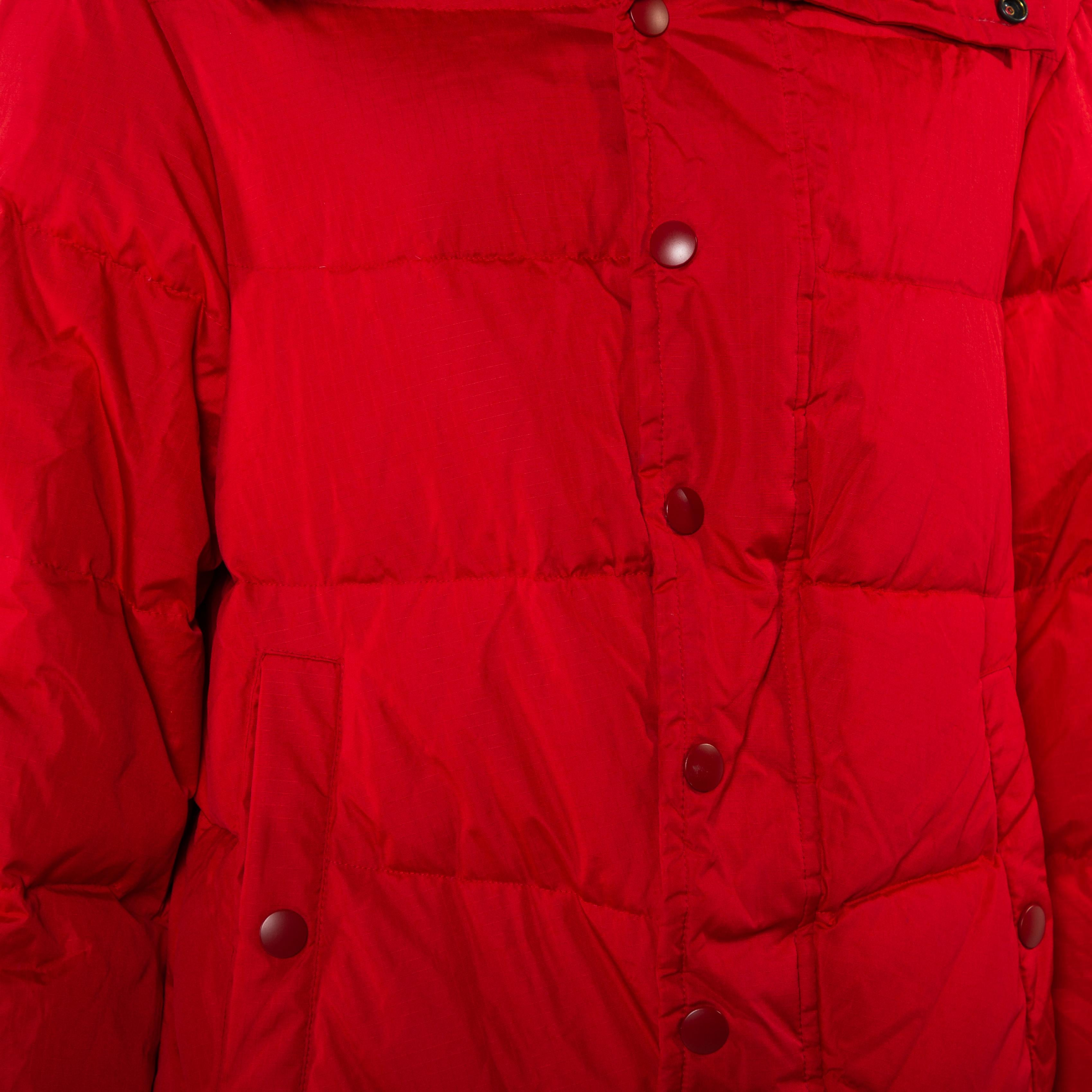 Balenciaga Red Synthetic Quilted Puffer Jacket S In Good Condition In Dubai, Al Qouz 2