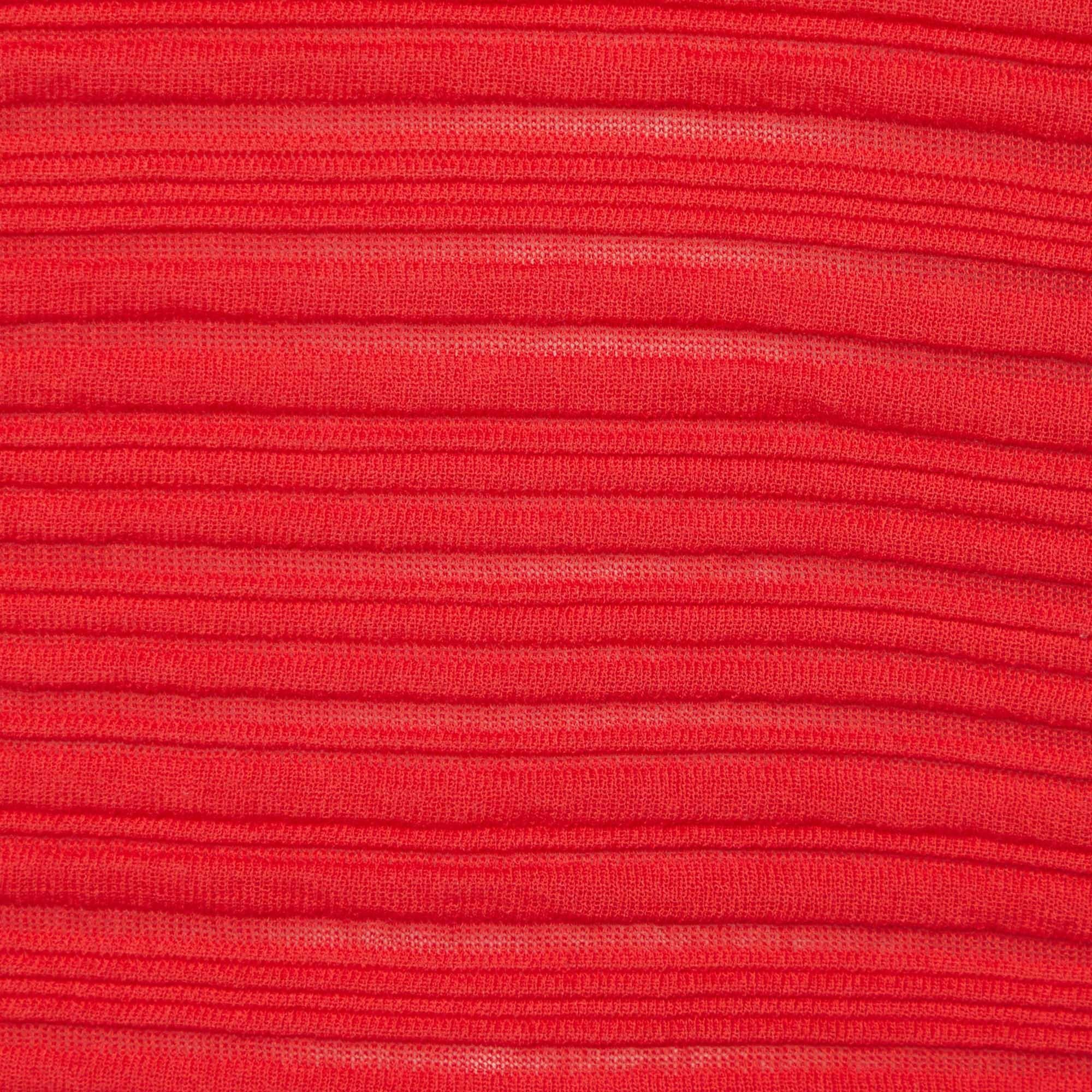 Balenciaga Red Textured Rib Knit Knee-Length Dress S In Good Condition For Sale In Dubai, Al Qouz 2