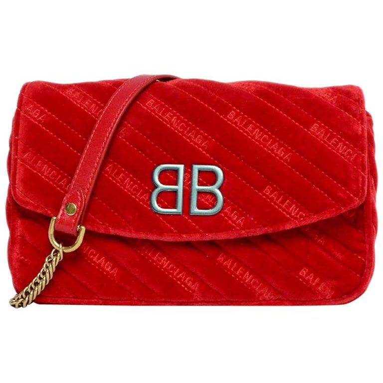 Bb round velvet crossbody bag Balenciaga Red in Velvet - 19190438