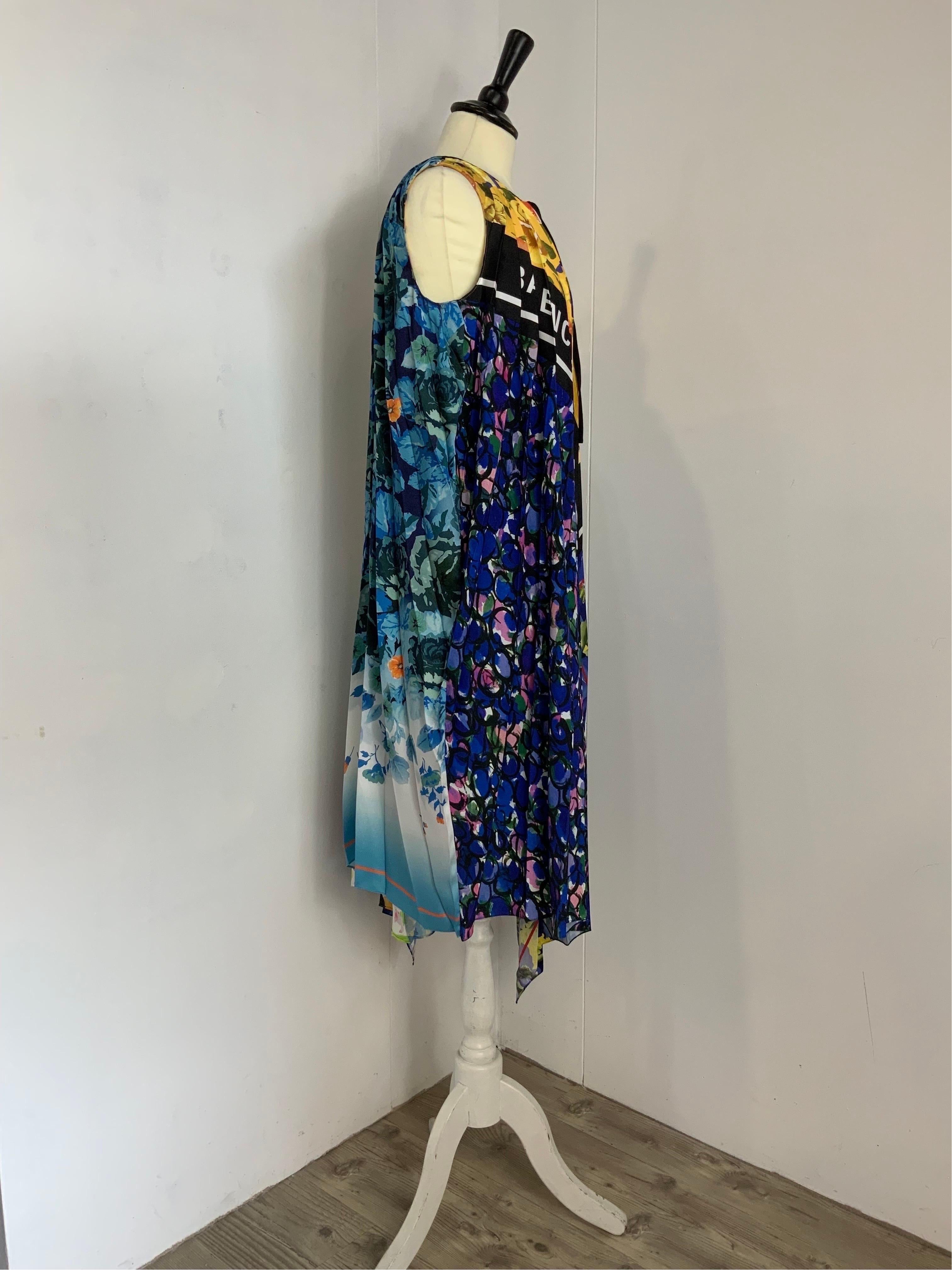 Balenciaga Resort 2019 plisse flower dress In New Condition In Carnate, IT