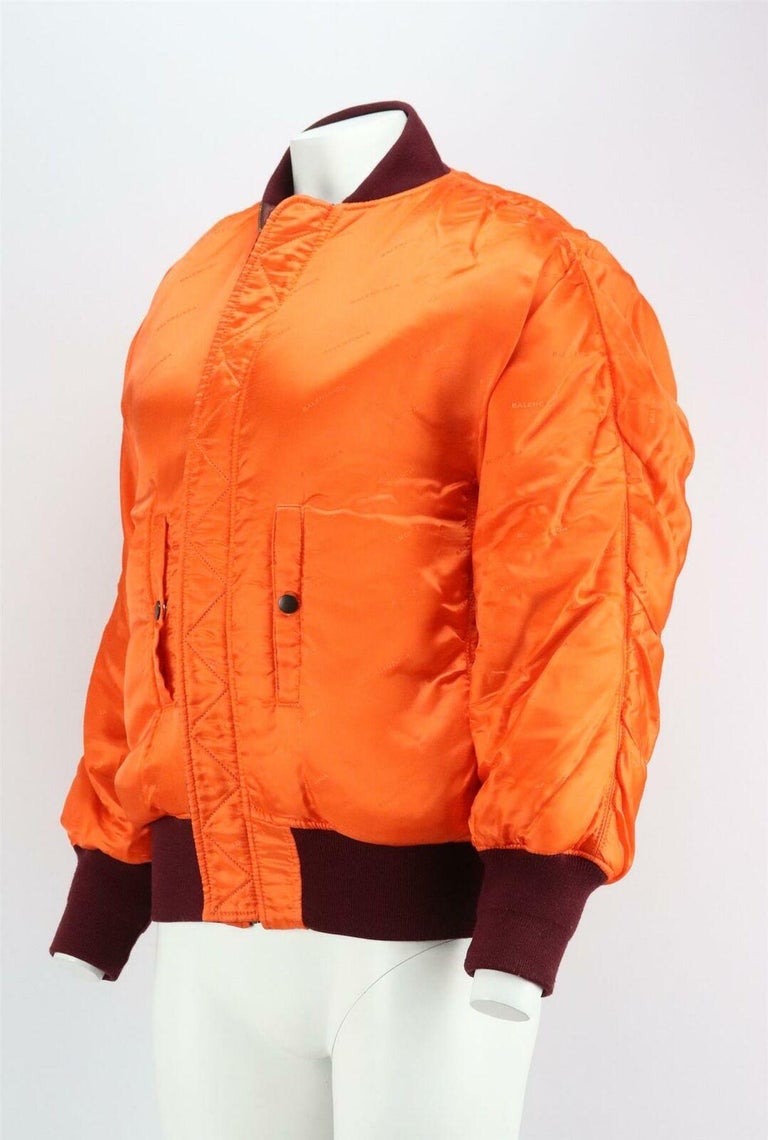 lancering Philadelphia kredsløb Balenciaga Reversible Satin Bomber Jacket at 1stDibs | balenciaga couture  bomber, balenciaga floral bomber jacket, balenciaga reversible jacket