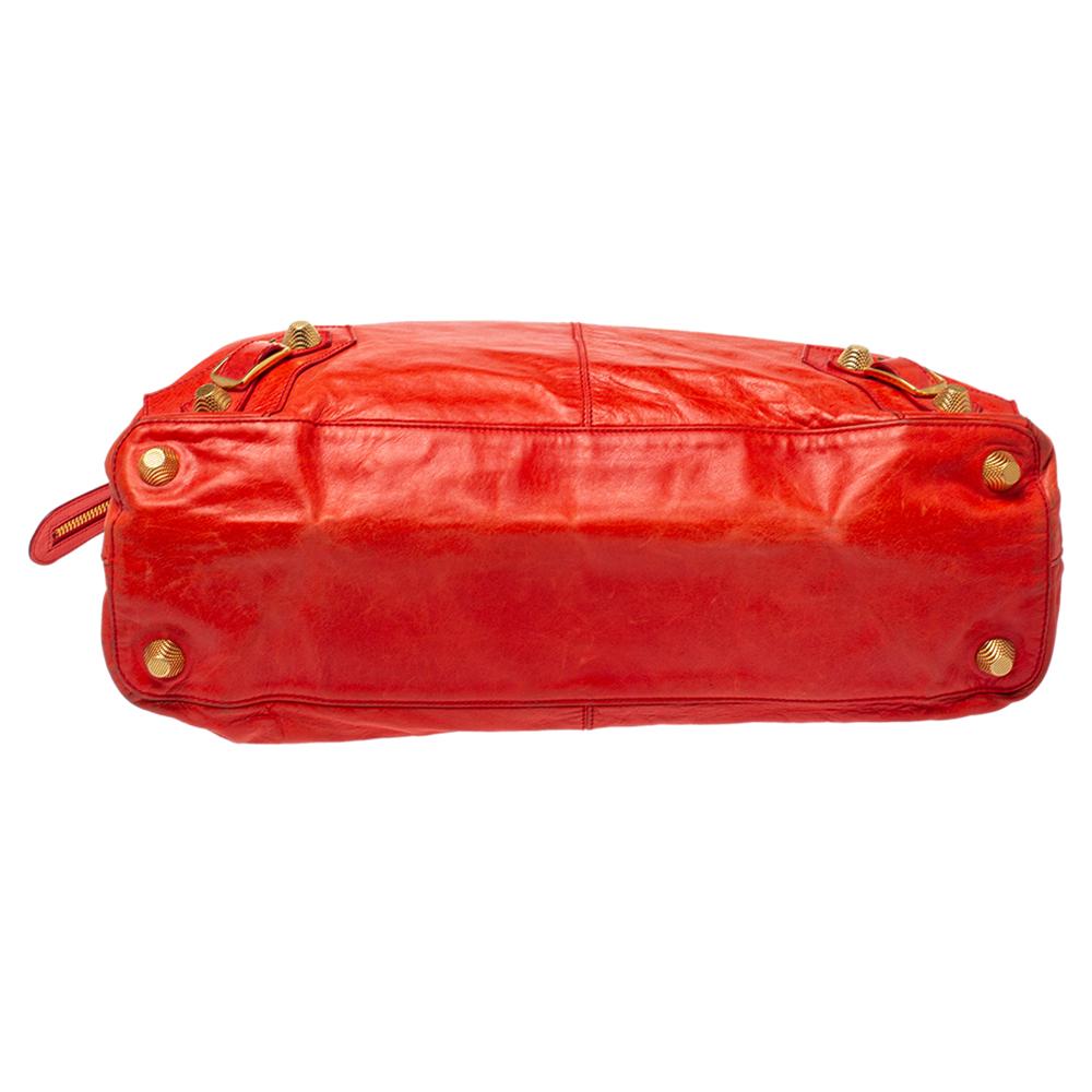 Women's Balenciaga Rose Corail Leather GGH Midday Bag