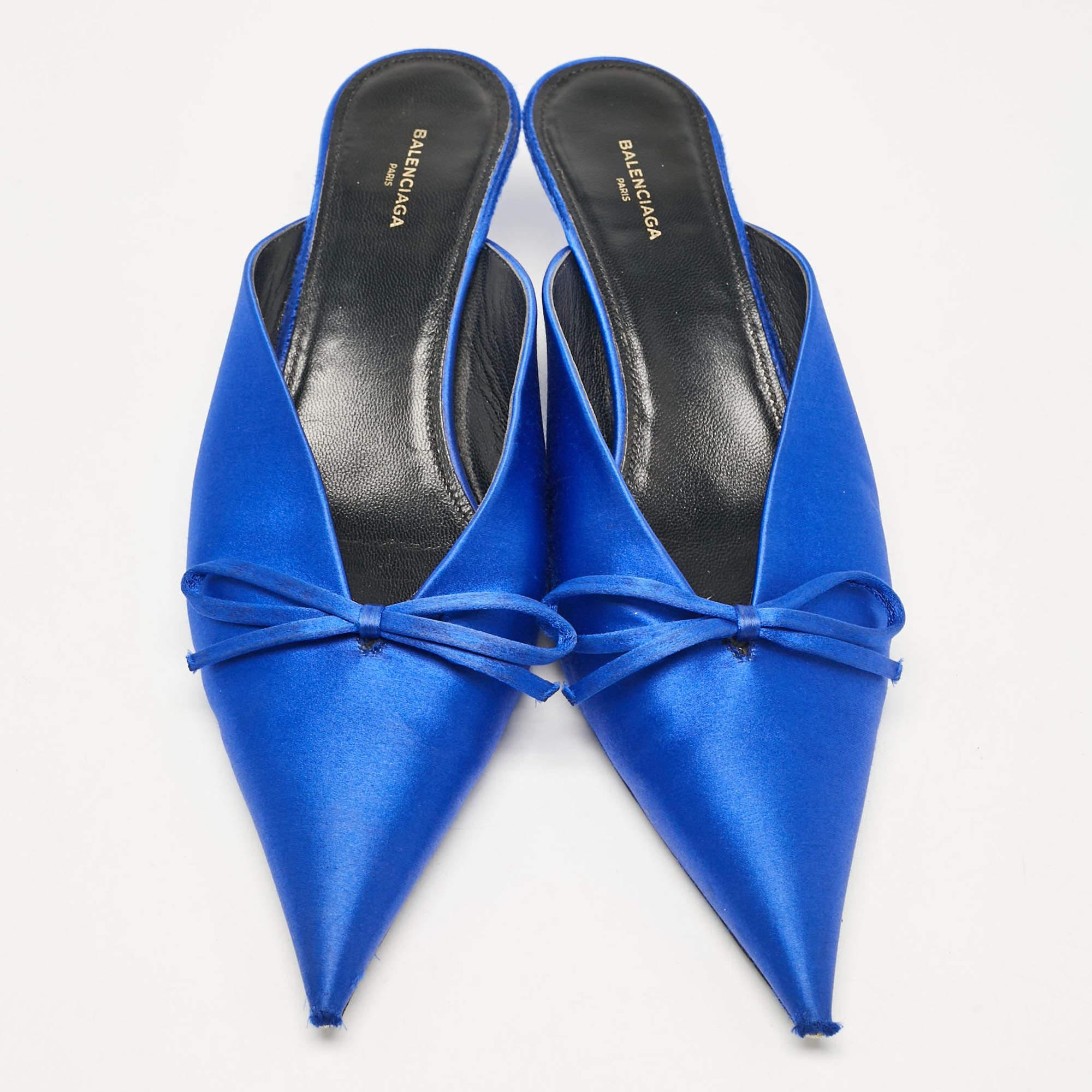 Balenciaga Royal Blue Satin Bow Knife Heel Mules Size 38 In Fair Condition In Dubai, Al Qouz 2