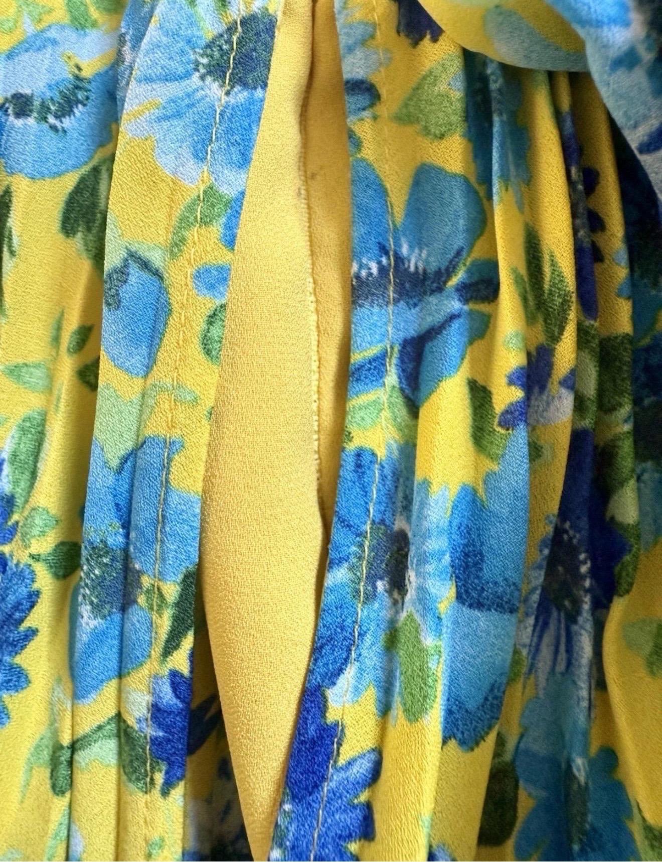 BALENCIAGA Laufsteg S/S 2024 Florales Plissé-Krepp-Kleid im Angebot 5