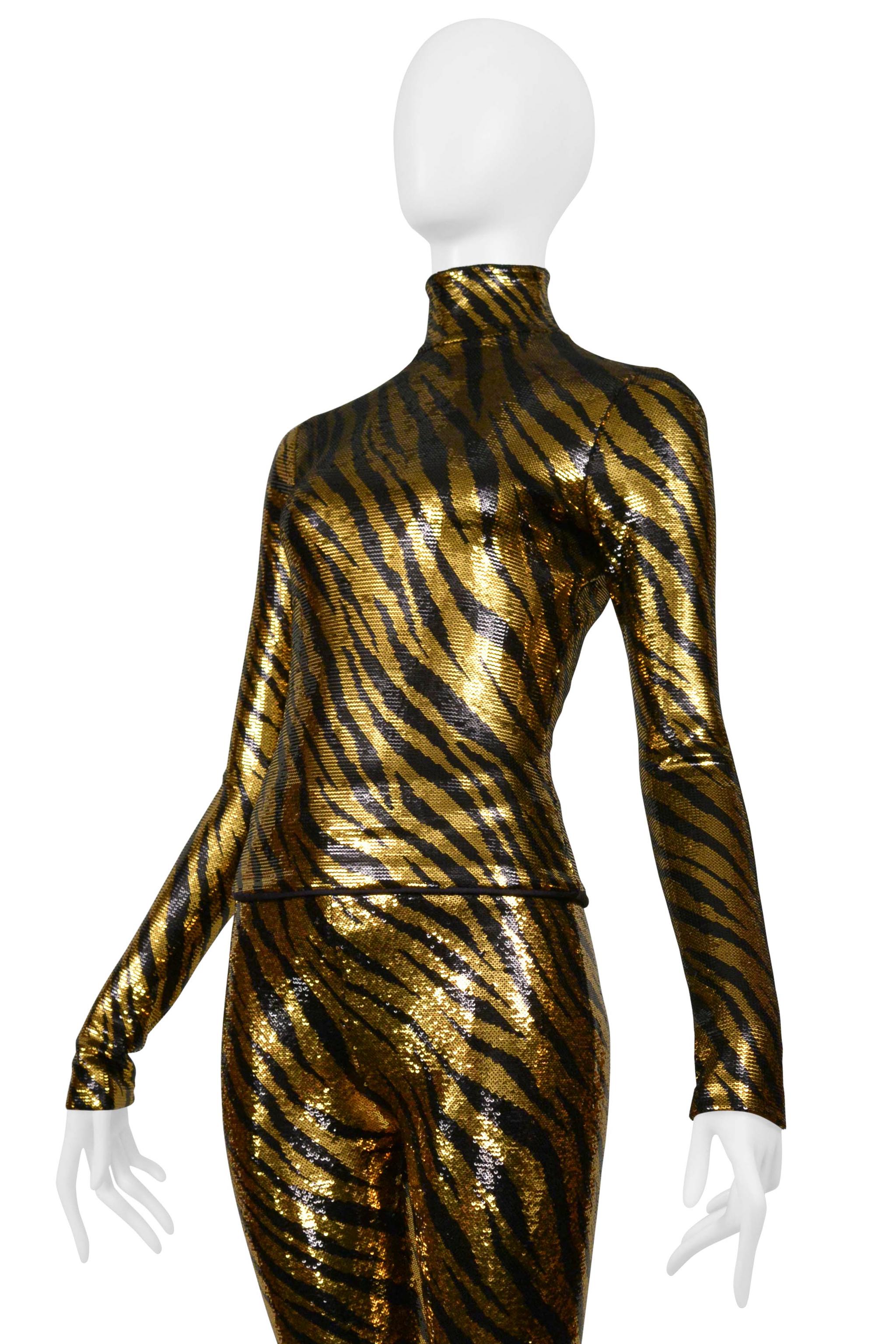 Balenciaga Sequin Orange And Black Tiger Stripe Ensemble 2020 en venta 1