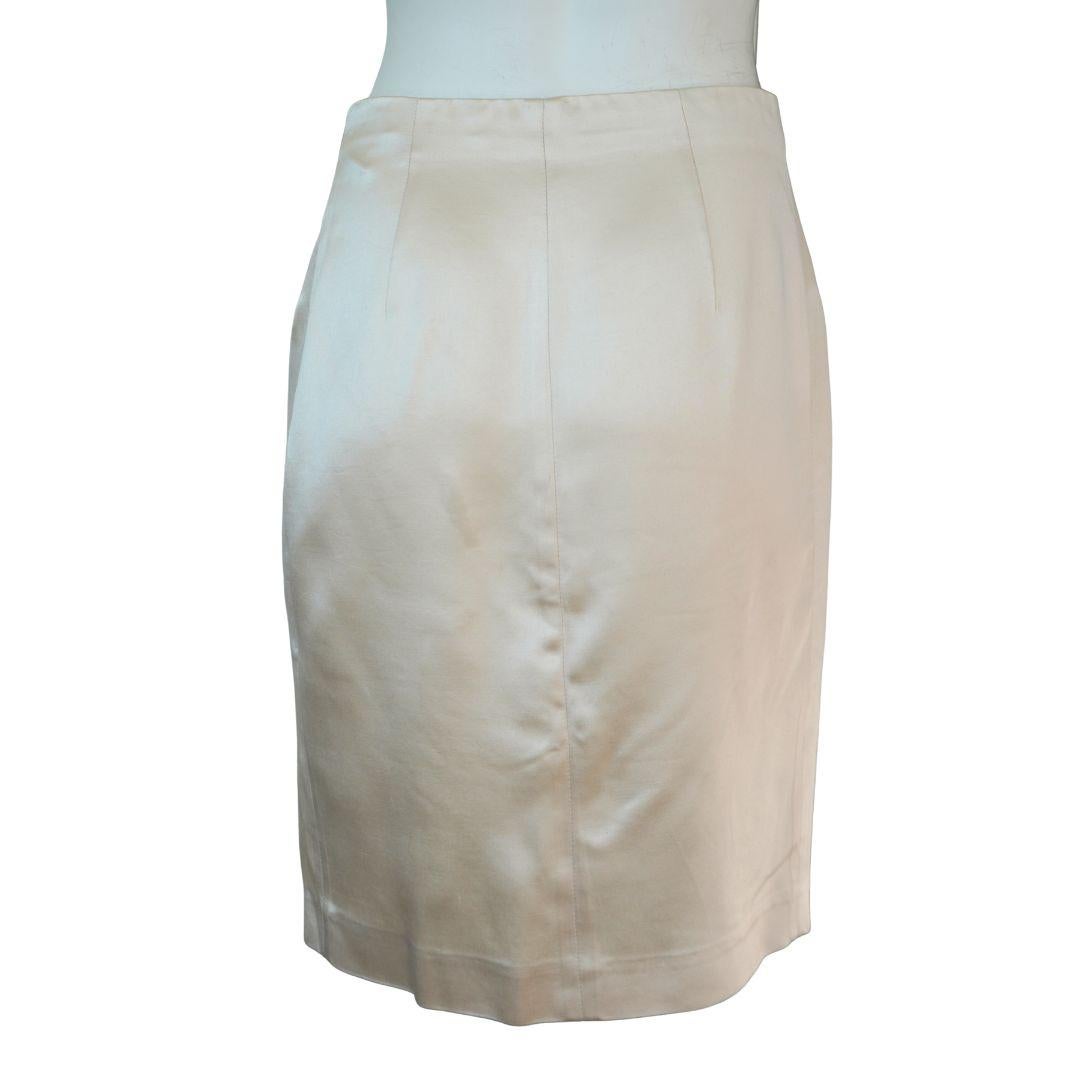 Gonna midi a matita in seta color crema di Balenciaga in vendita 1
