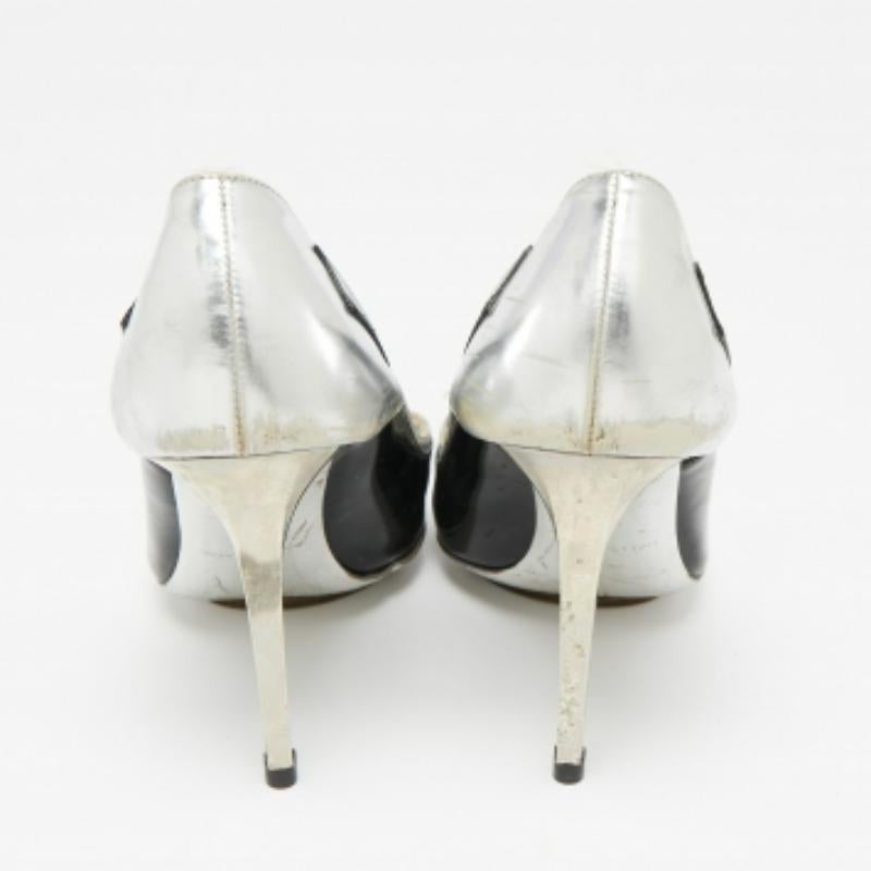 Balenciaga Silver/Black Patent And Leather Pointed Toe Pumps Size 38.5 For Sale 5