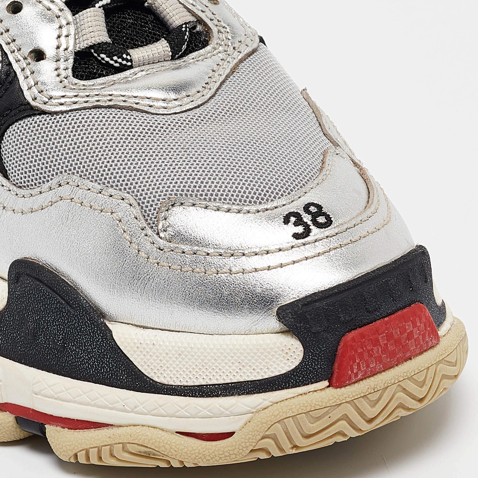 Balenciaga Silver Faux Leather and Mesh Triple S Sneakers Size 38 For Sale 2