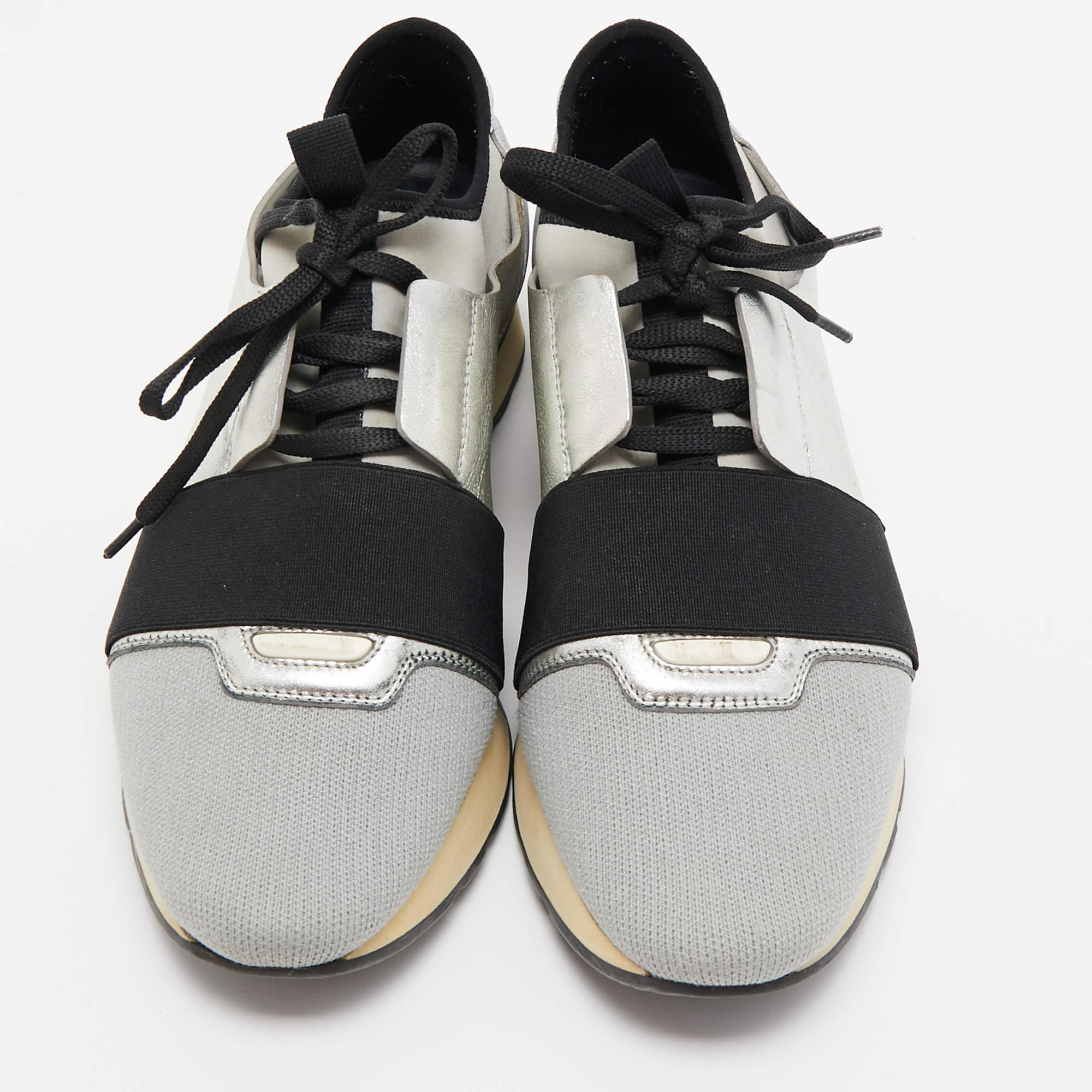 Balenciaga Zapatillas Race Runner plateadas/grises de cuero y tela talla 40 Gris en venta