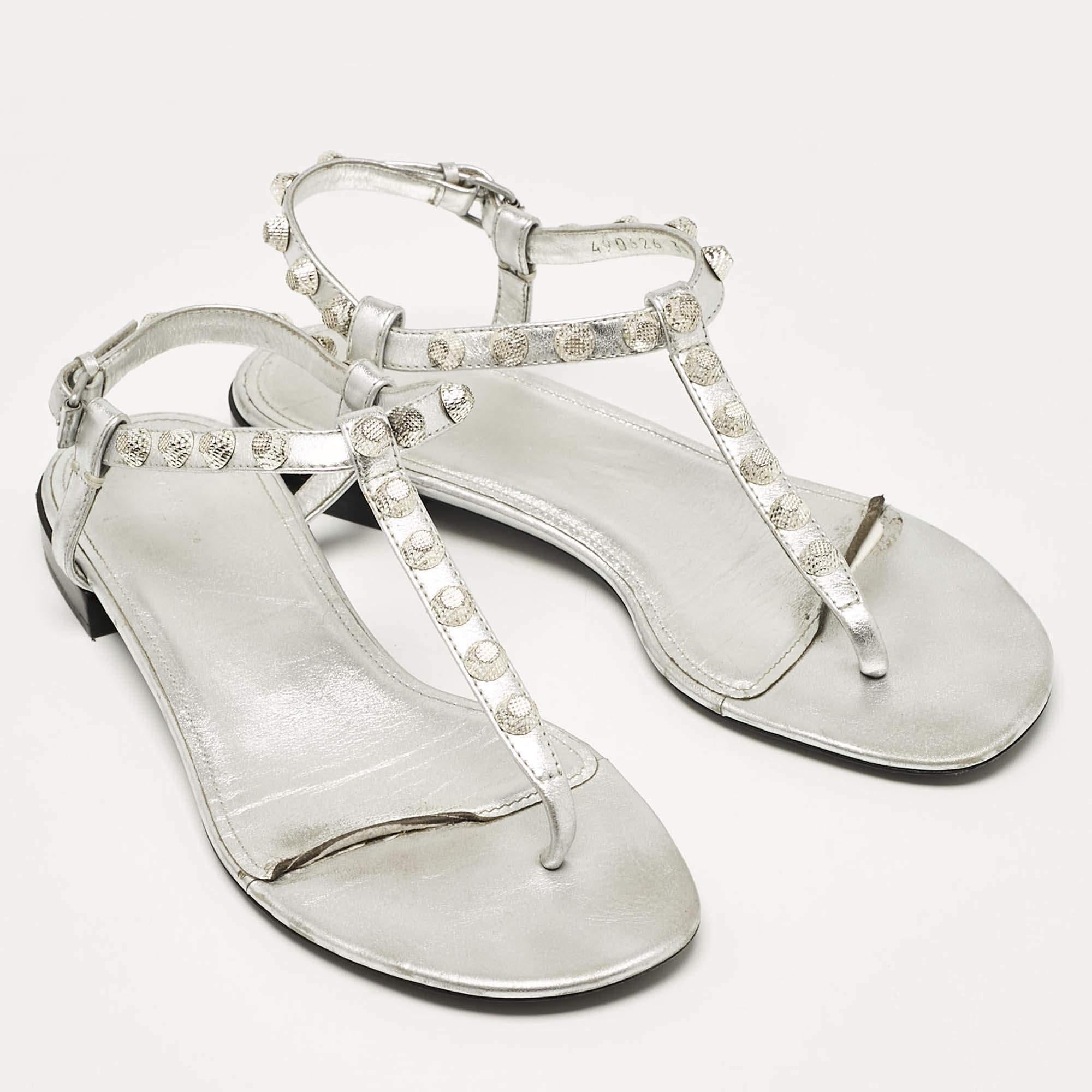 Women's Balenciaga Silver Leather Slingback Flat Sandals Size 39