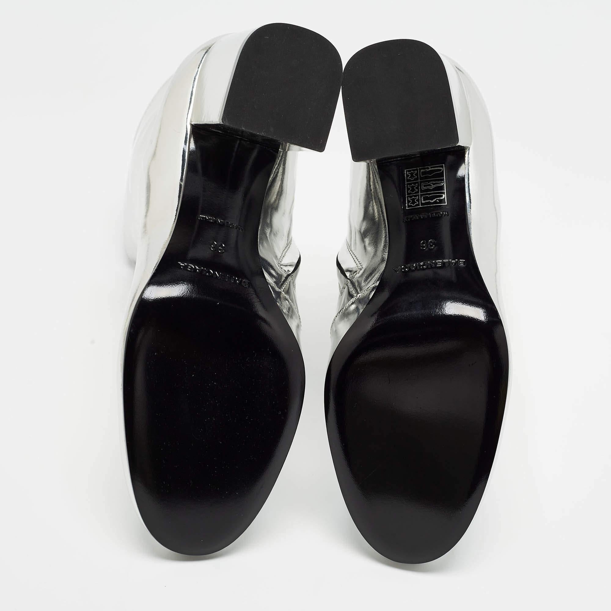 Balenciaga Silver Patent Leather Zip Ankle Boots Size 36 For Sale 1