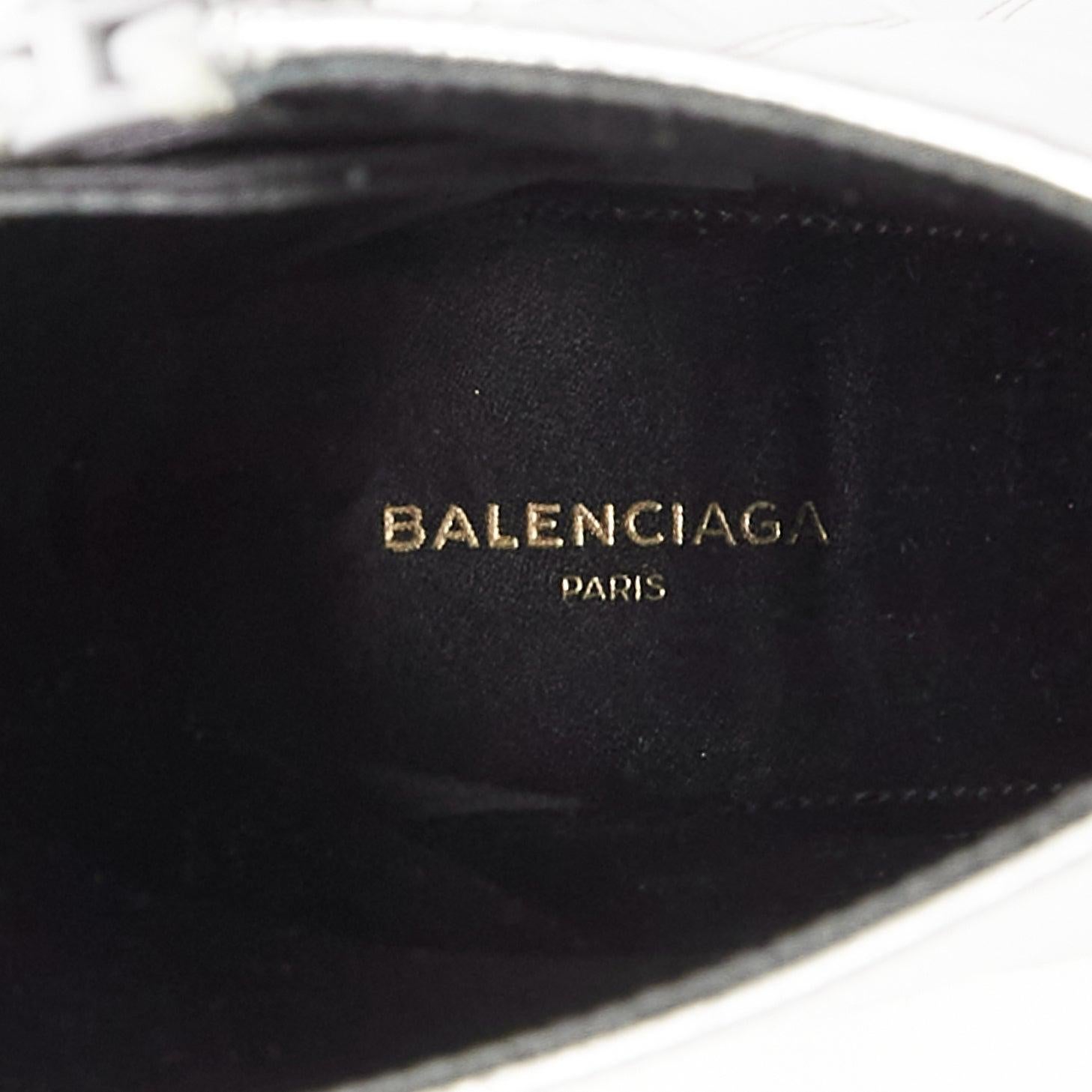 BALENCIAGA Slash 80 botines de tacón puntiagudo de charol plateado espejado EU36 en venta 5