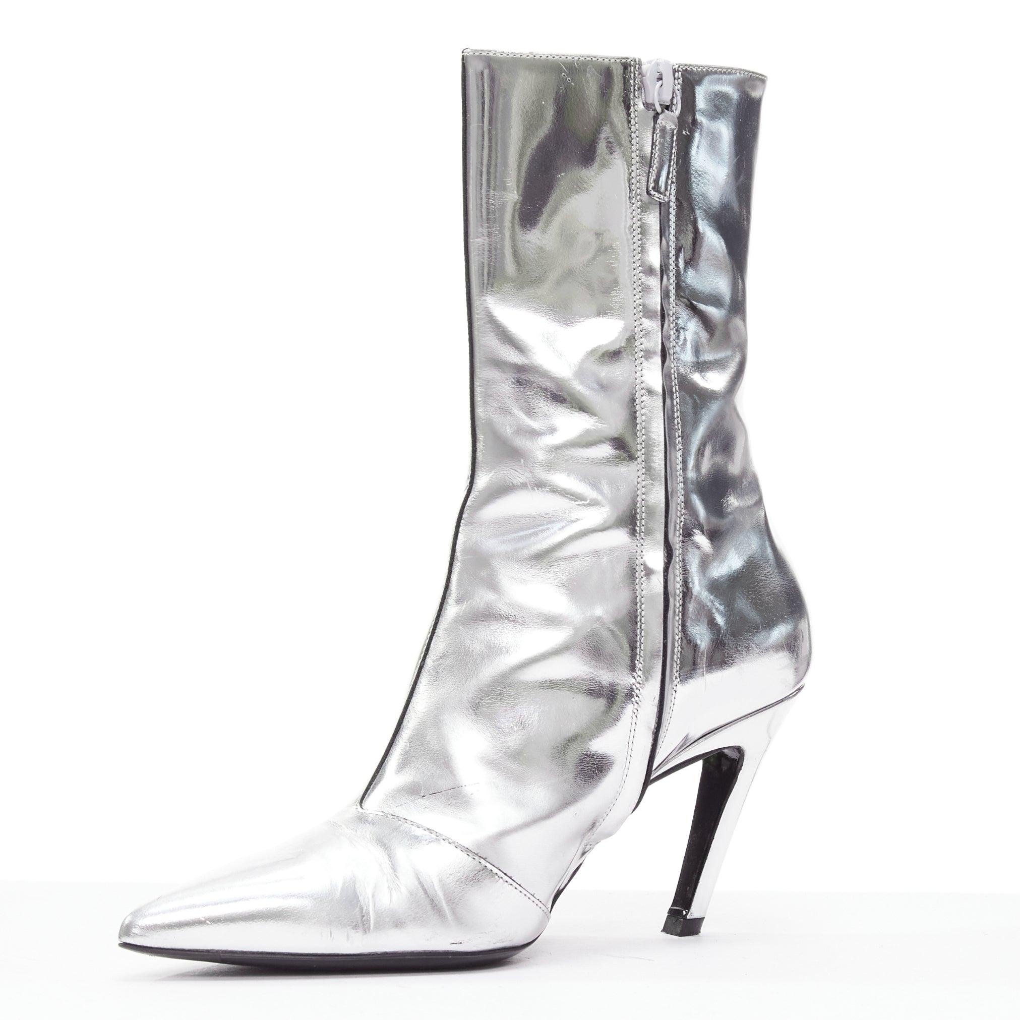 BALENCIAGA Slash 80 botines de tacón puntiagudo de charol plateado espejado EU36 en Bastante bueno estado para la venta en Hong Kong, NT