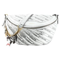 Balenciaga Souvenir Gürteltasche aus gestepptem Leder XS