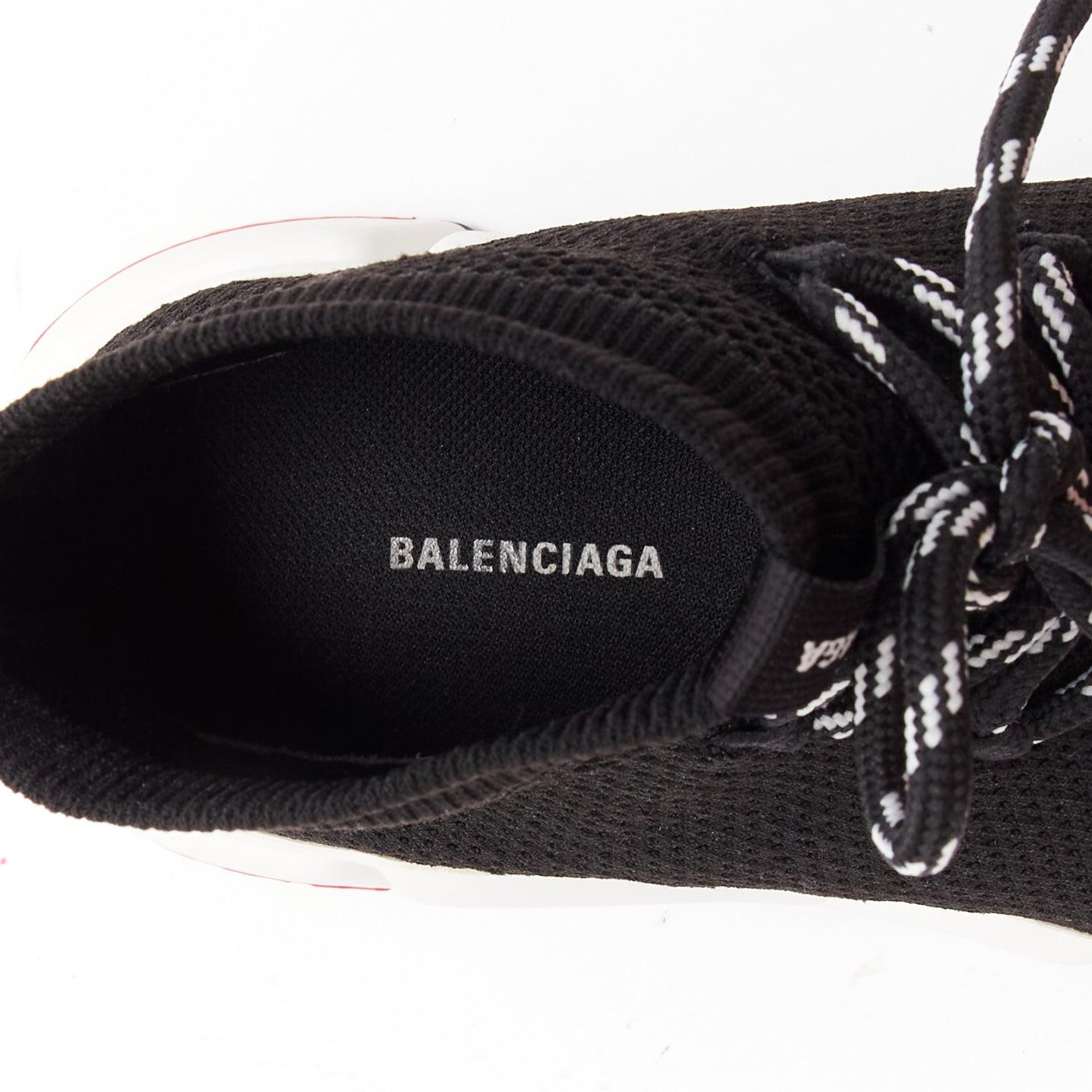 BALENCIAGA Speed noir blanc rouge logo chaussettes lacées EU40 en vente 5