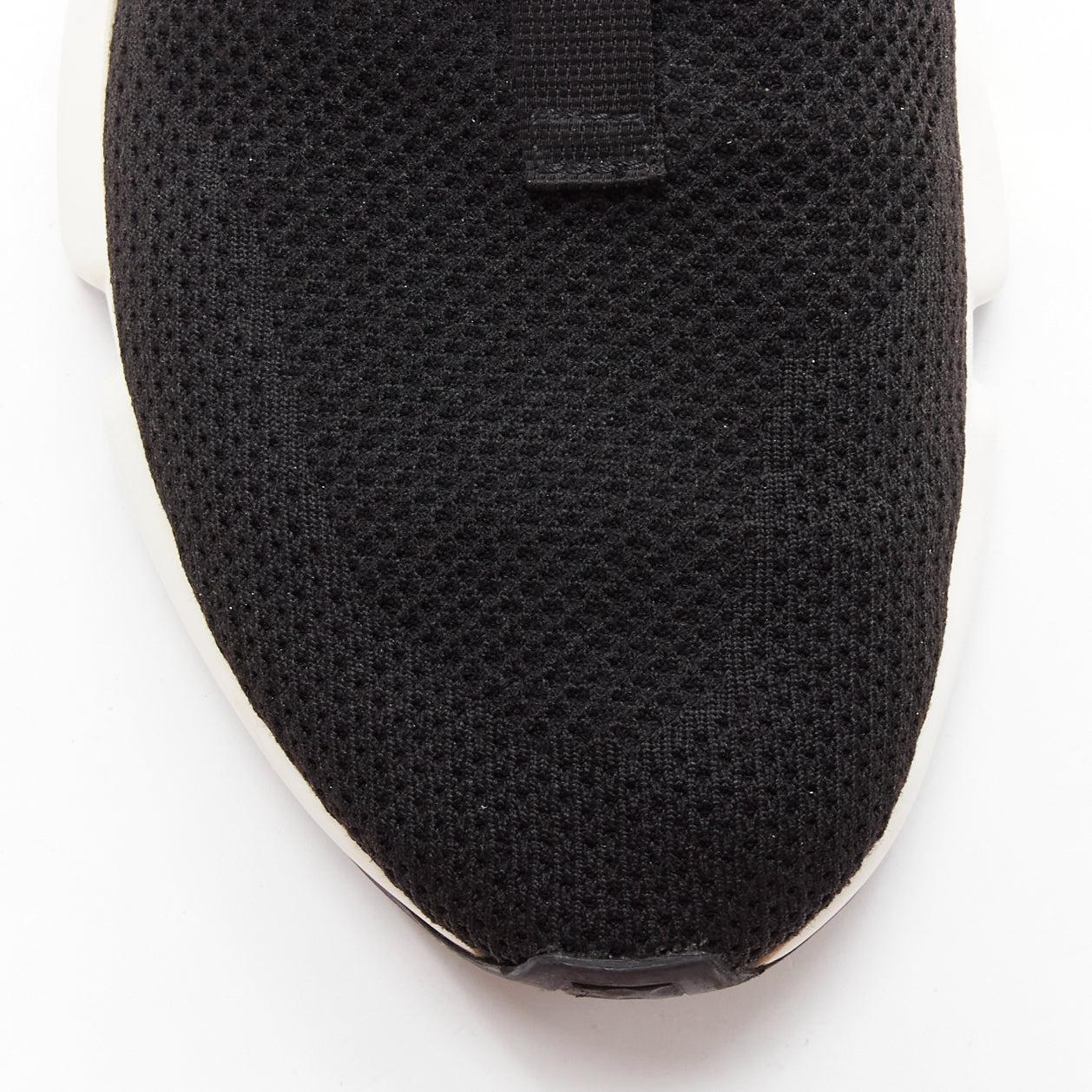 BALENCIAGA Speed noir blanc rouge logo chaussettes lacées EU40 en vente 1