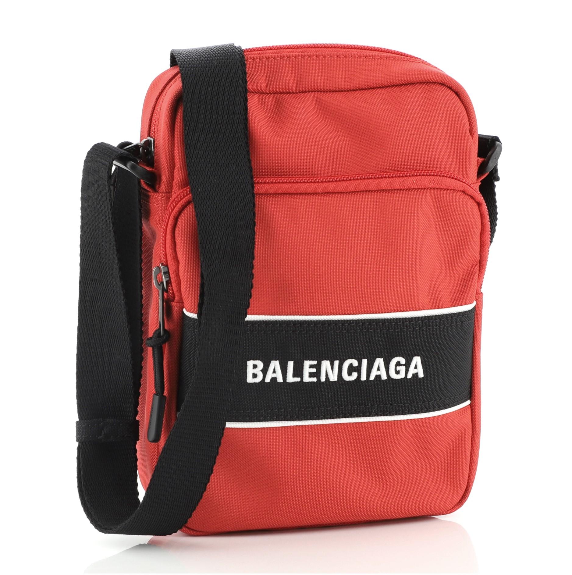 sports messenger bags