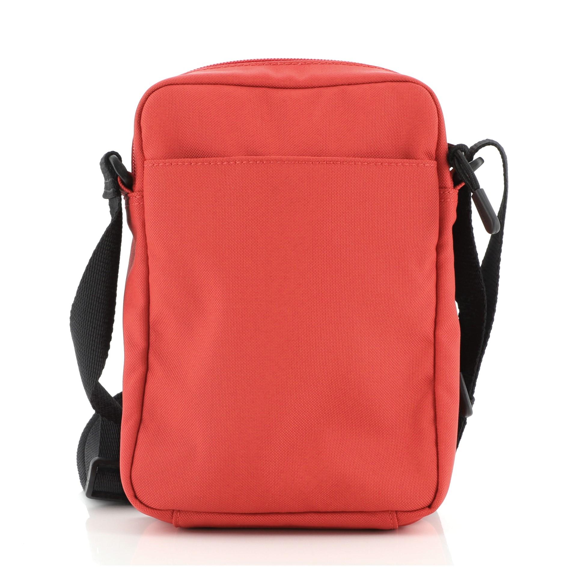 nylon small messenger