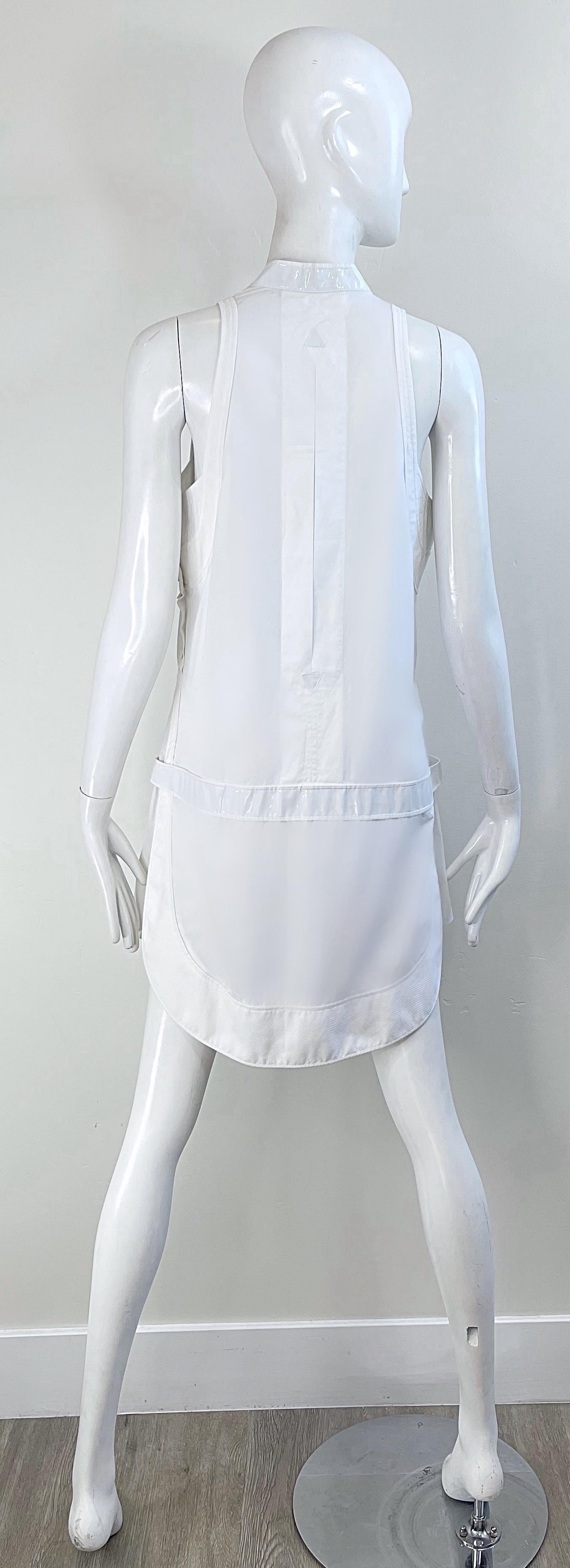 Balenciaga Spring 2007 by Nicolas Ghesquiere Size 38 / 8 White Tuxedo Dress  For Sale 2