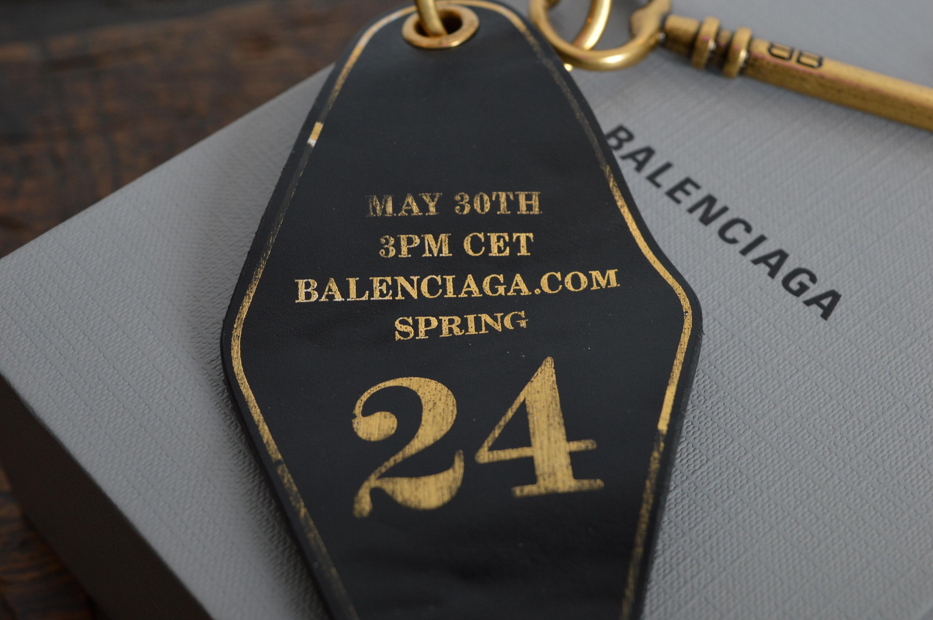 BALENCIAGA Spring 2024 Show Invite Leather Hotel Room Charm Key Ring Bag Charm For Sale 6