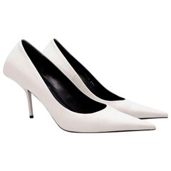 Balenciaga Quadratische Pumps aus weißem Leder mit Messer