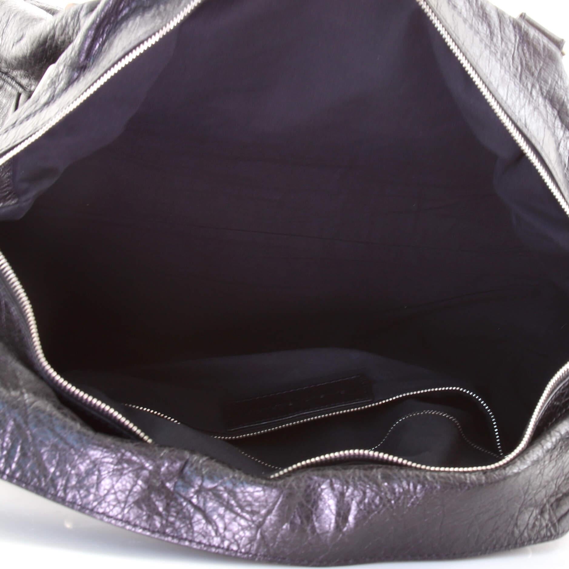 Balenciaga Squash Duffle Bag Leather Medium In Good Condition In NY, NY