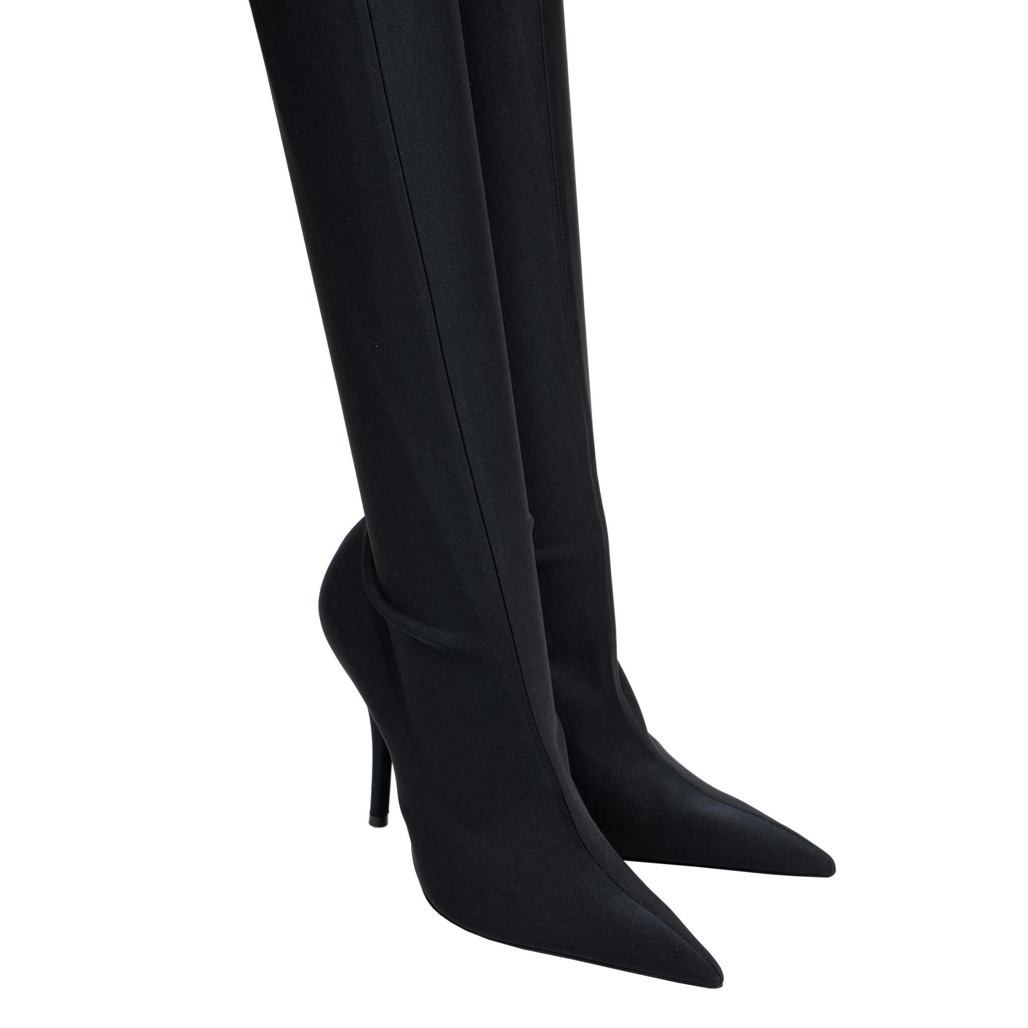Balenciaga Stretch-Strickmesser Oberschenkelhohe Stiefel schwarz 36 FR Damen im Angebot