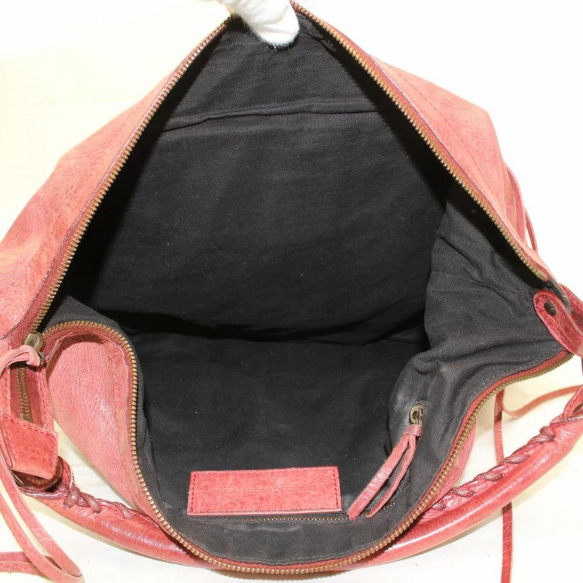 Balenciaga The Day Hobo 865766 Light Red Leather Shoulder Bag In Good Condition For Sale In Forest Hills, NY