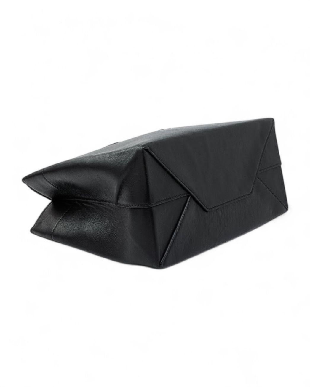 Balenciaga Tote Duty Free Pequeño Negro en venta 4