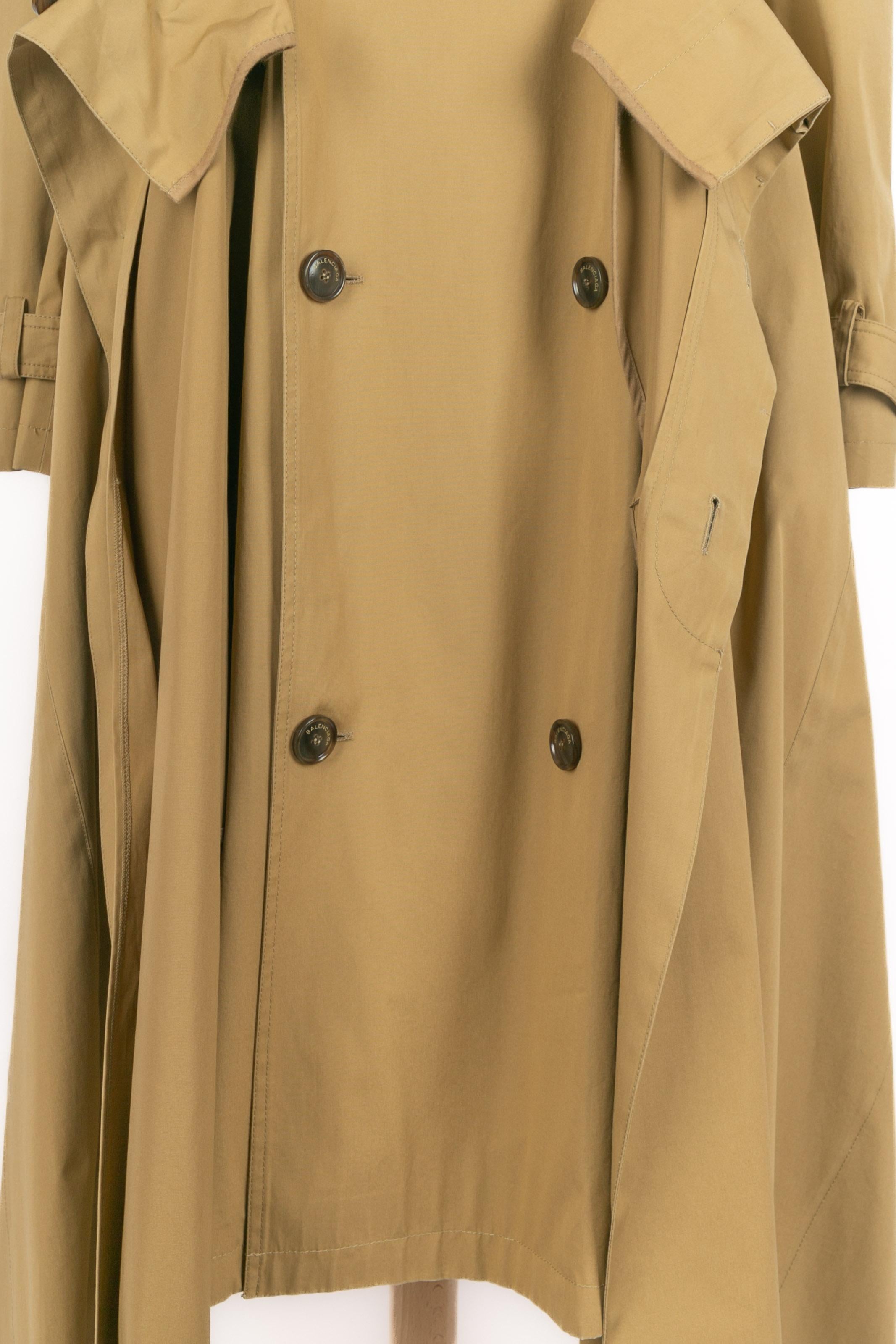 Balenciaga Trenchcoat Winter 2016 im Angebot 6