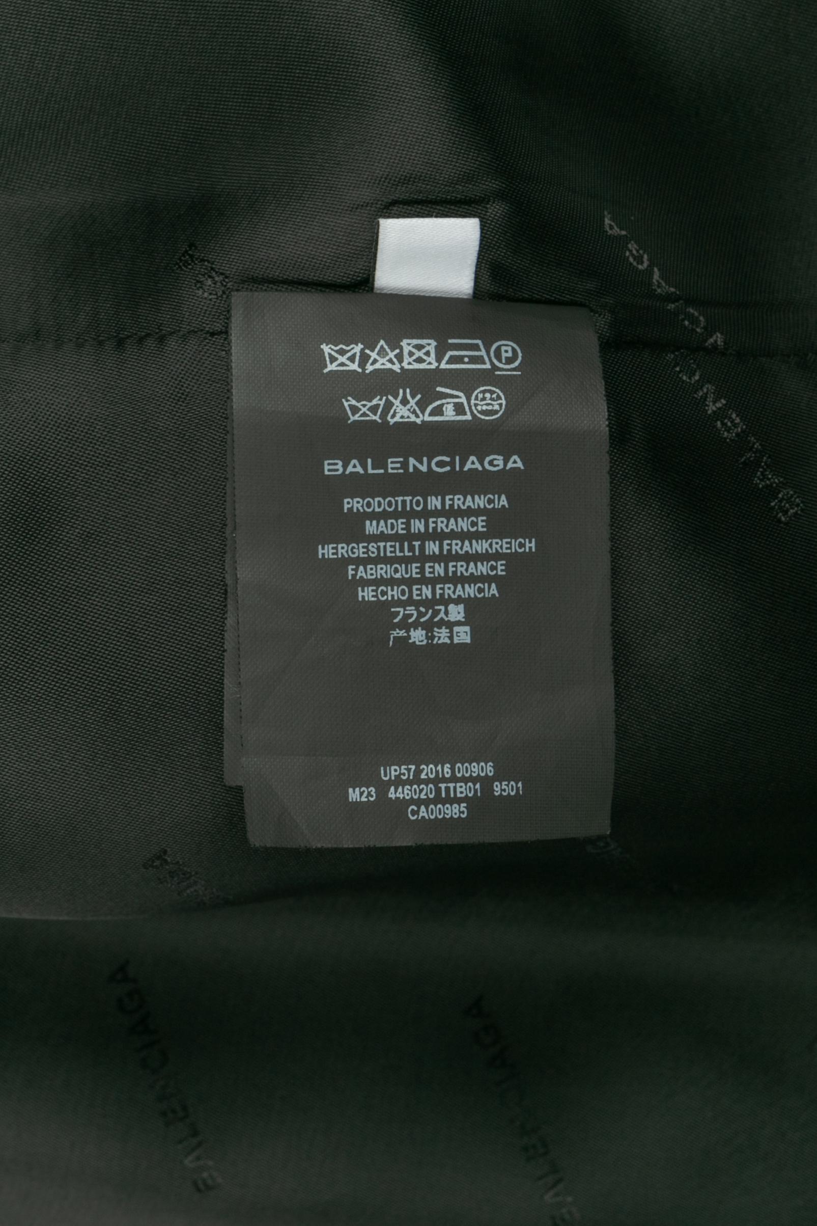 Balenciaga Trenchcoat Winter 2016 im Angebot 8