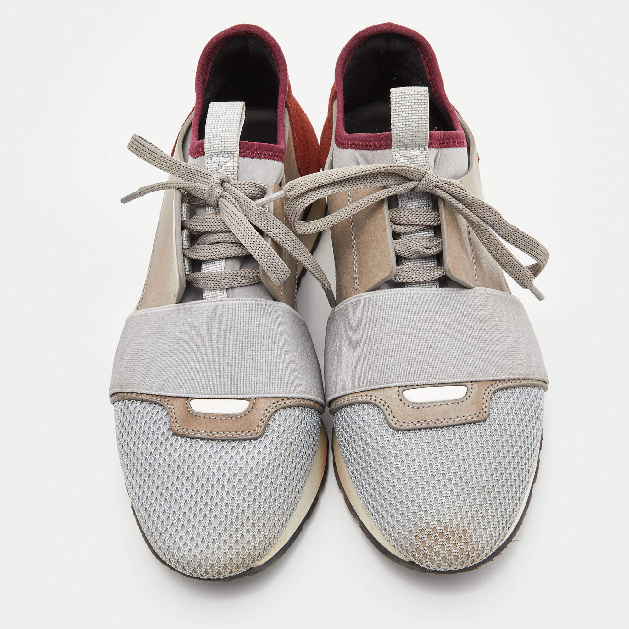 Coming in a classic silhouette, these designer sneakers are a seamless combination of luxury, comfort, and style. These sneakers are finished with signature details and comfortable insoles.

