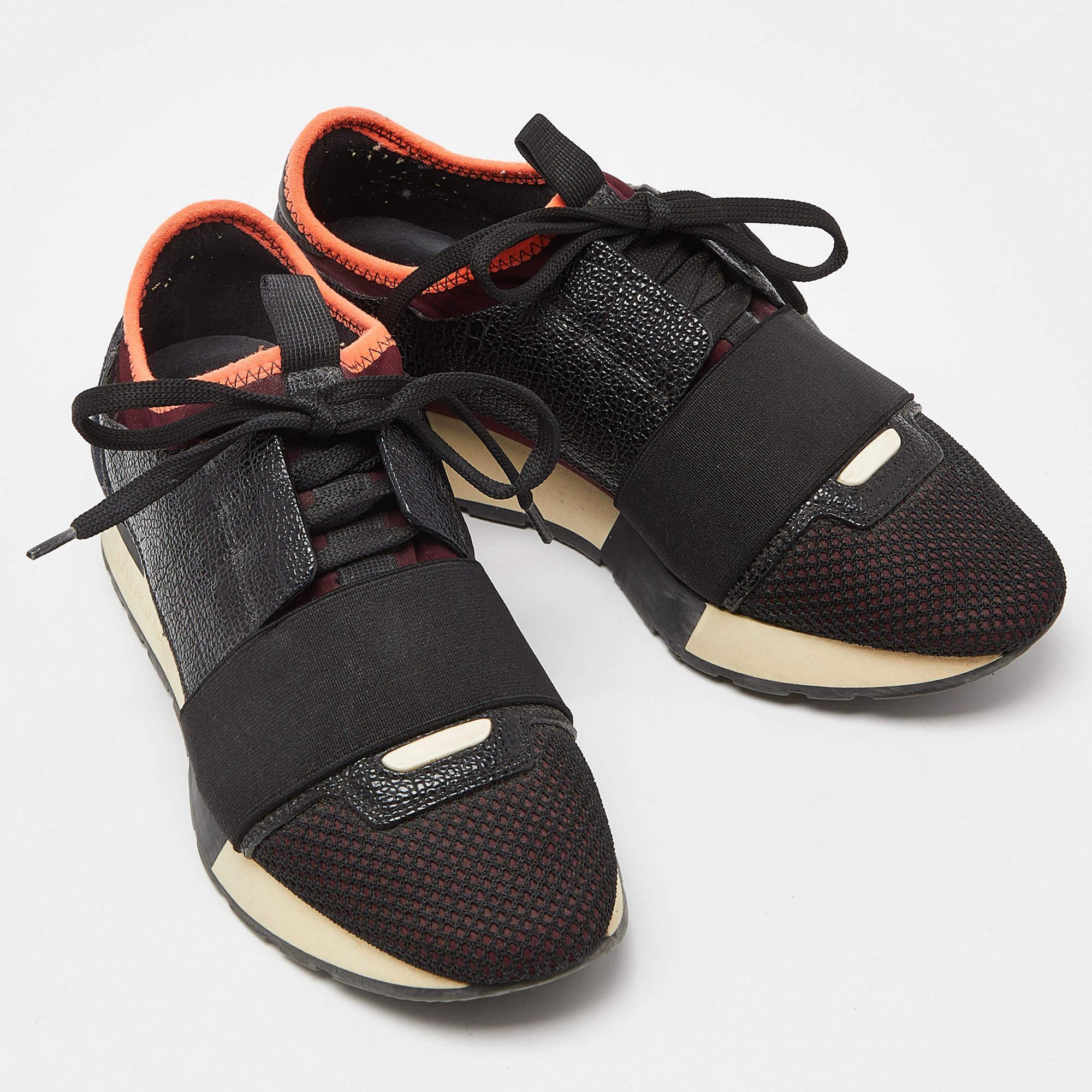 Noir Baskets de course Balenciaga tricolores en daim et maille taille 36 en vente