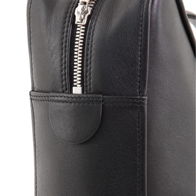 Balenciaga Triangle Duffle Bag Leather Small In Good Condition In NY, NY
