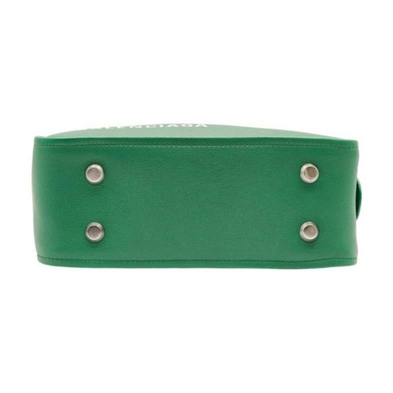 Balenciaga Triangle Leather Bag Green with 2 straps In Excellent Condition For Sale In Los Angeles, CA