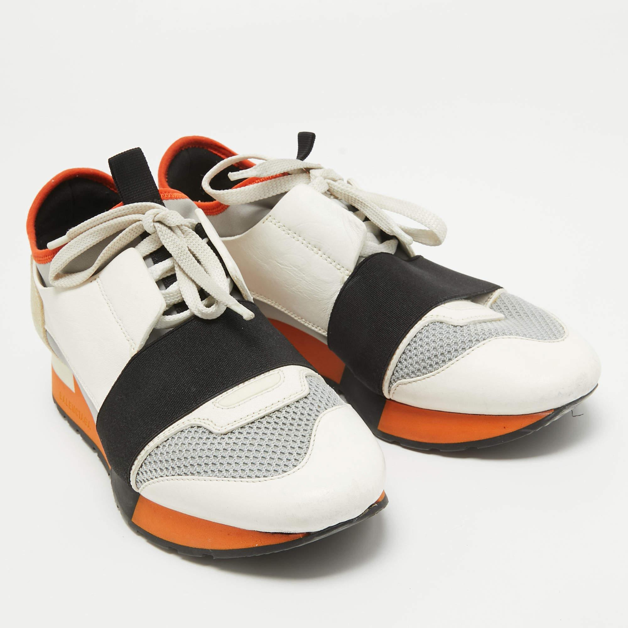 Beige Balenciaga Tricolor Leather and Mesh Race Runner Sneakers Size 37 For Sale